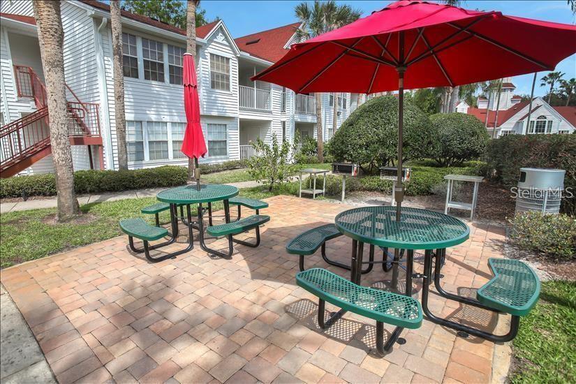 LEXINGTON PLACE CONDOMINIUM - Residential Lease