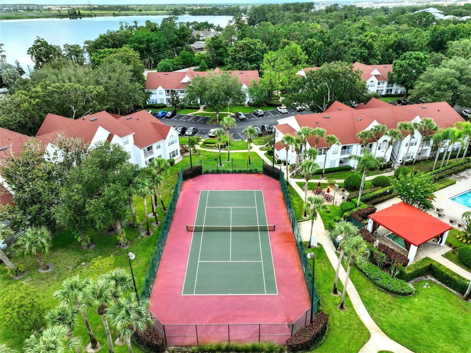 LEXINGTON PLACE CONDOMINIUM - Residential Lease