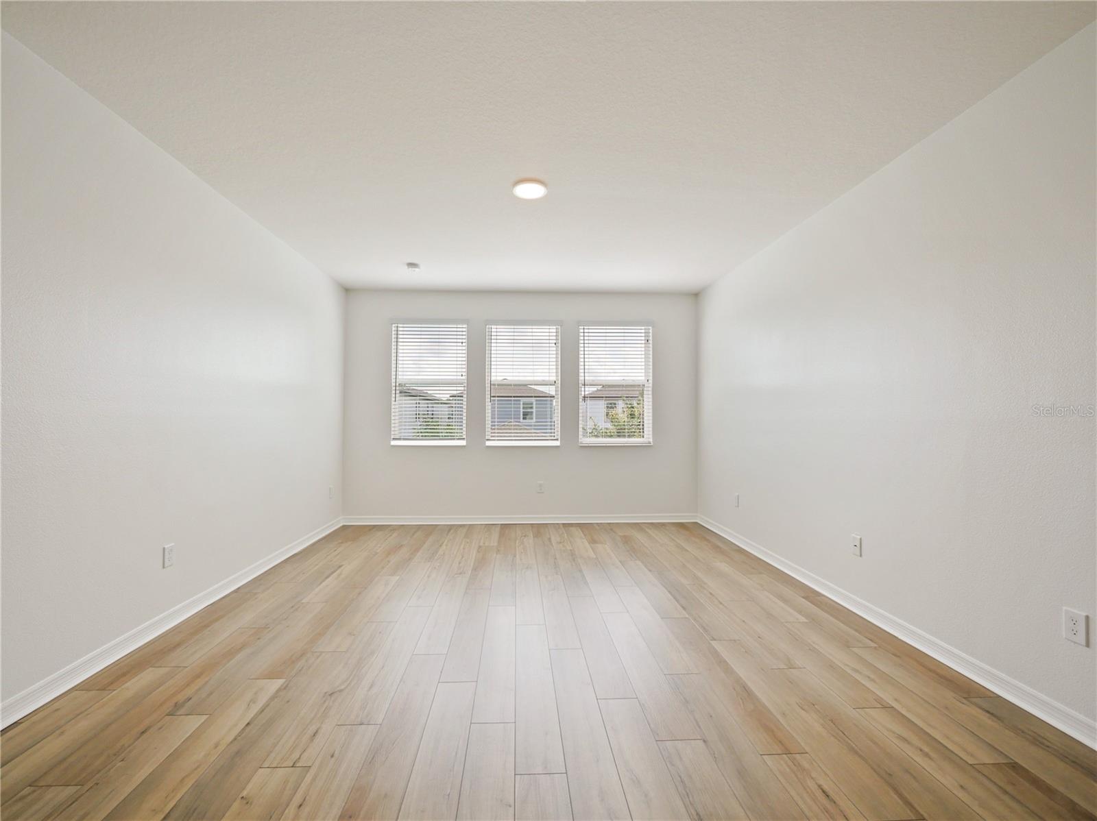 ENCORE/OVATION PH 3 - Residential Lease