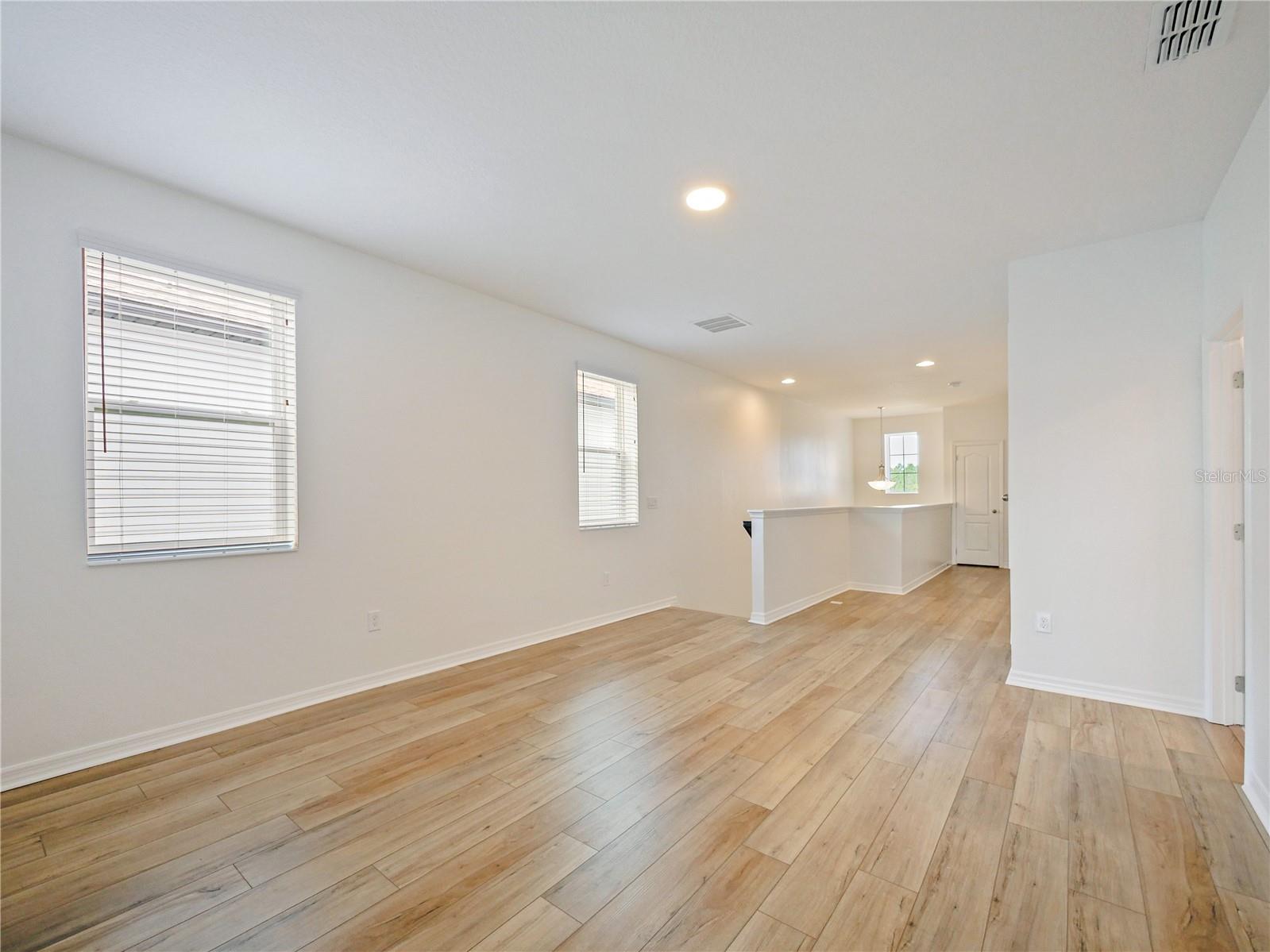 ENCORE/OVATION PH 3 - Residential Lease