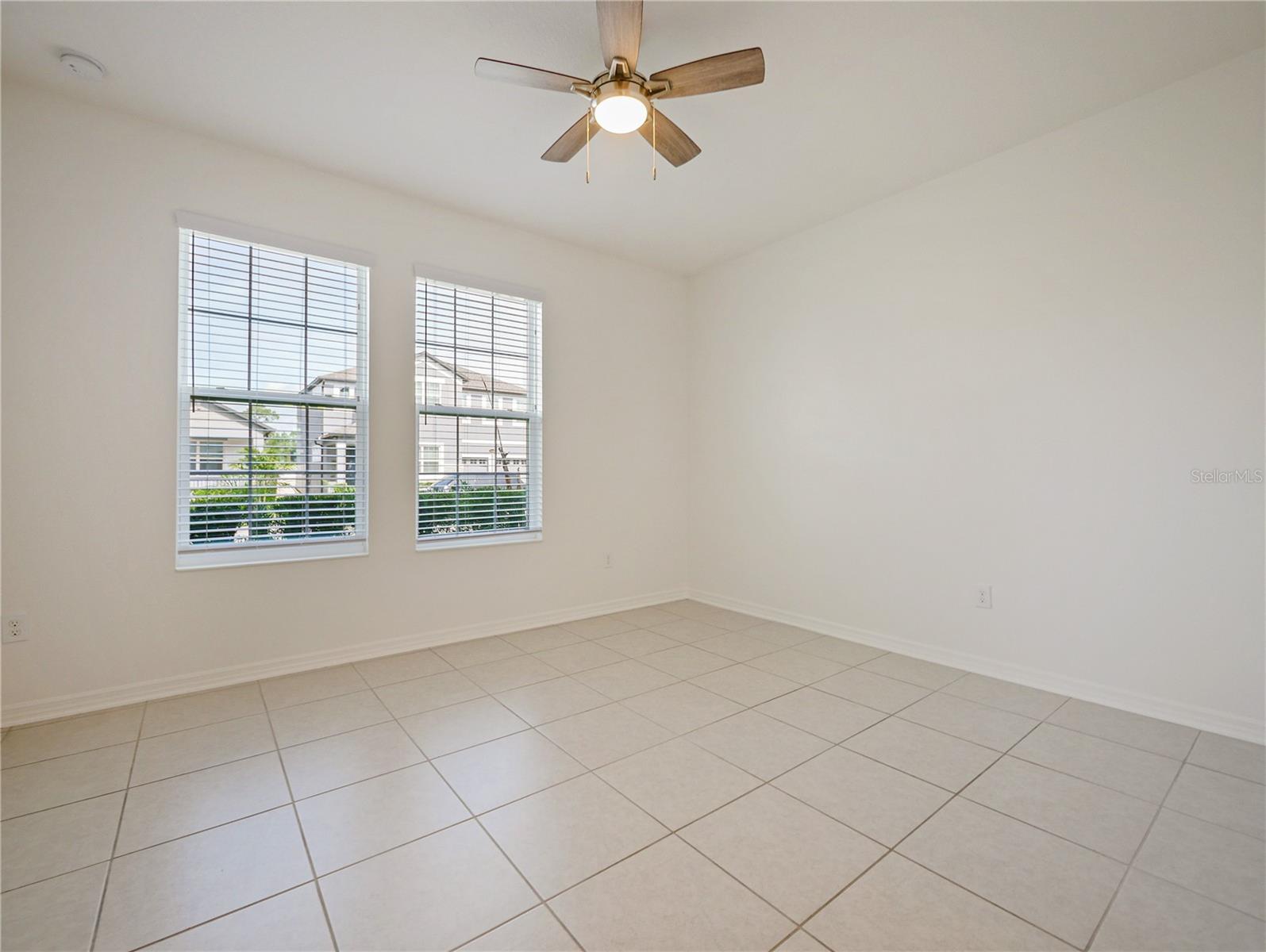 ENCORE/OVATION PH 3 - Residential Lease