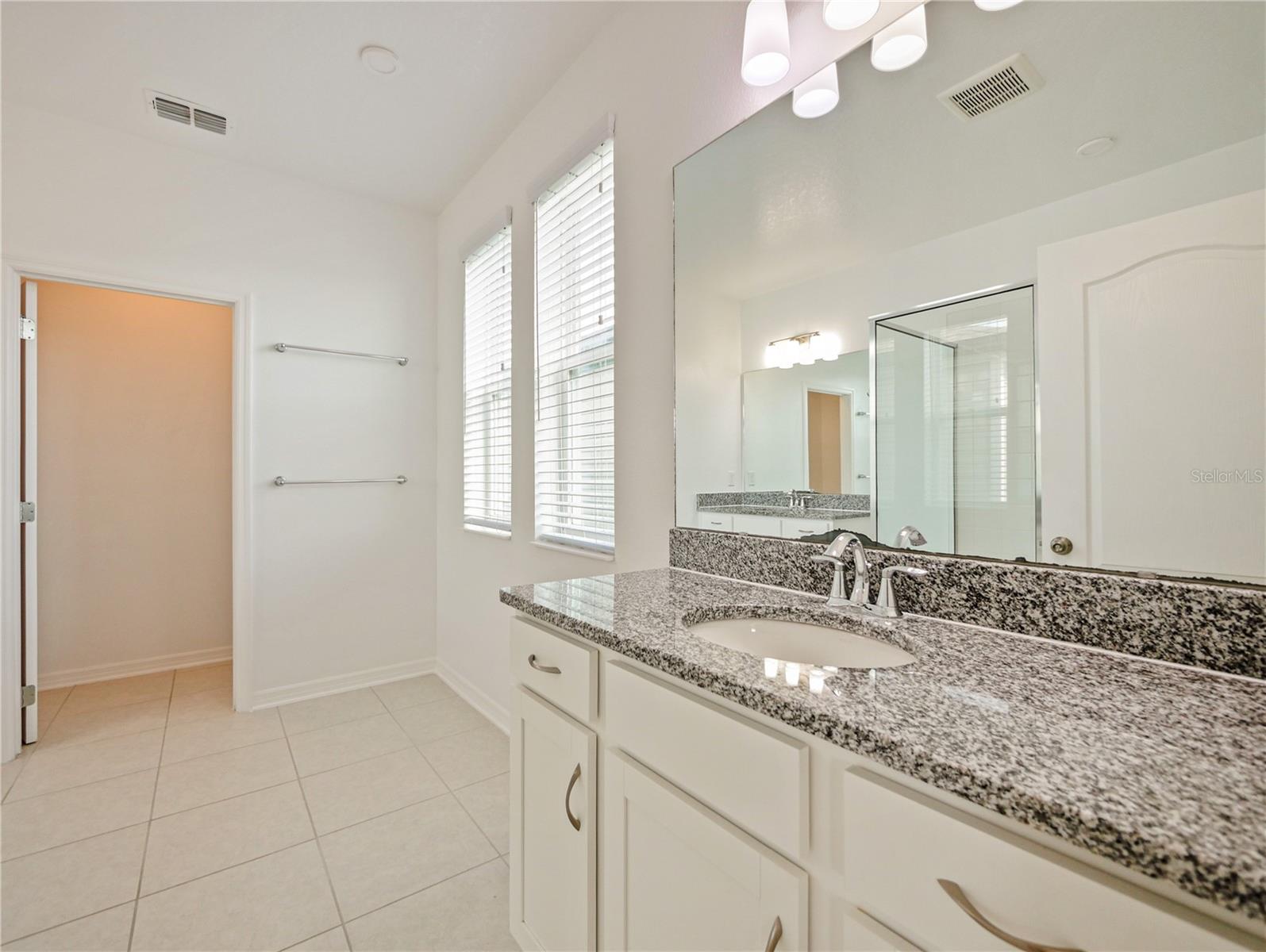ENCORE/OVATION PH 3 - Residential Lease
