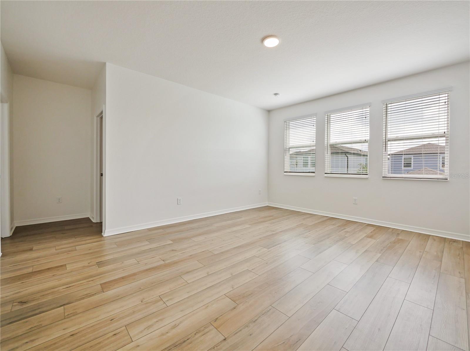 ENCORE/OVATION PH 3 - Residential Lease