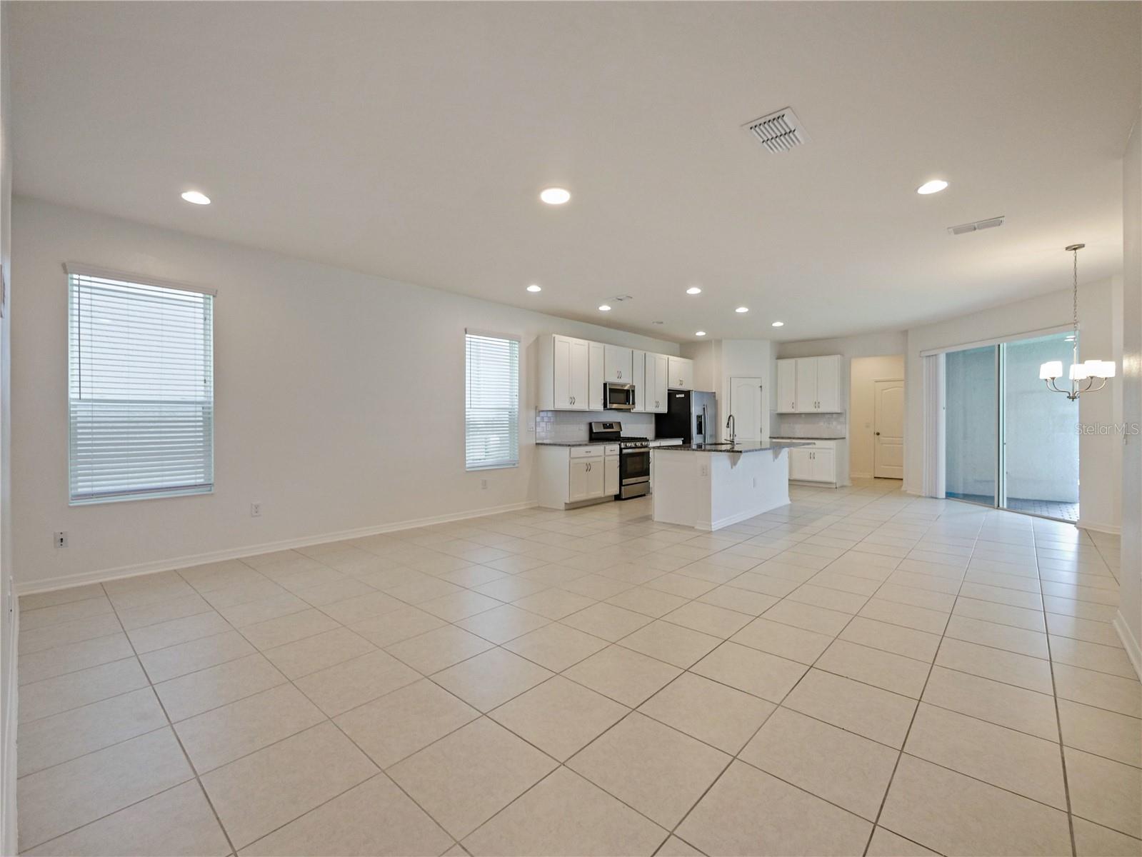 ENCORE/OVATION PH 3 - Residential Lease