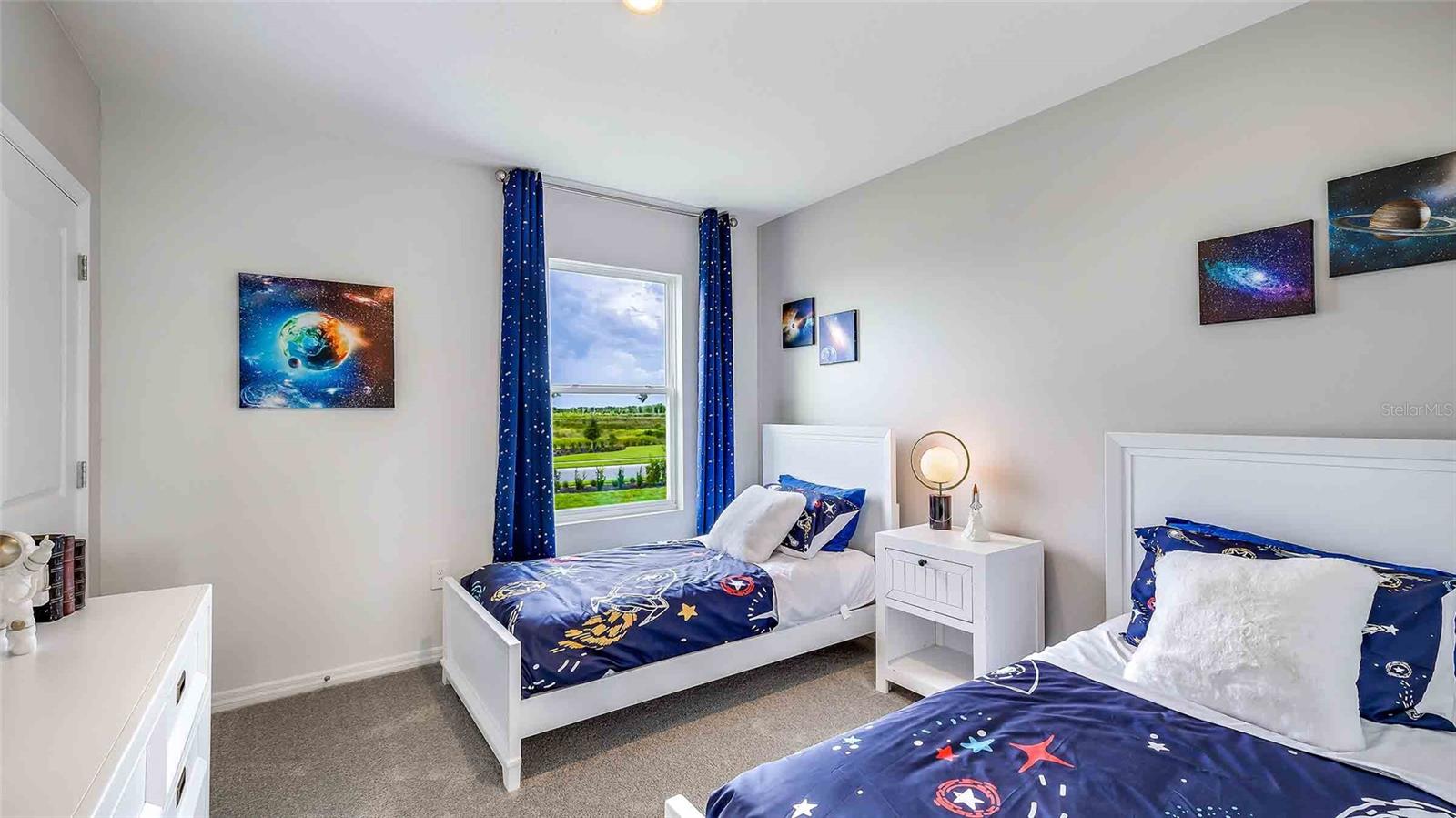 RYE CROSSING - Residential