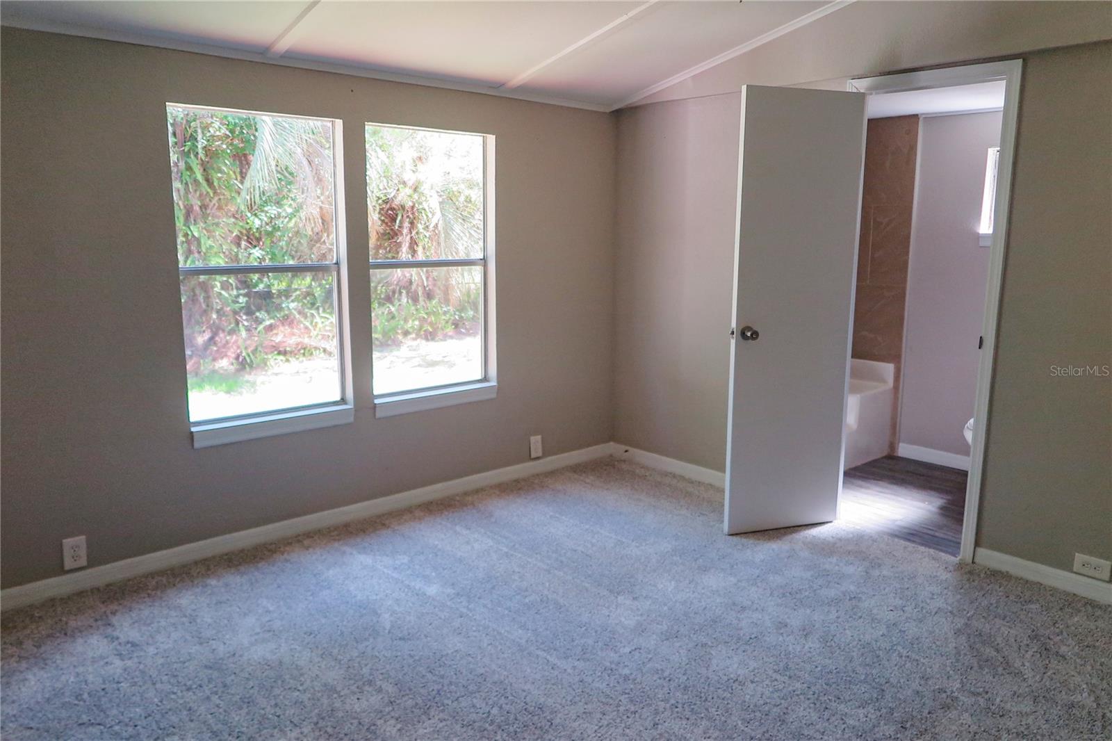 ST JOHNS RIVERSIDE ESTATES - Residential