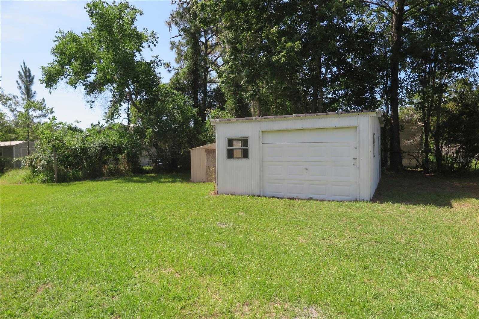 ST JOHNS RIVERSIDE ESTATES - Residential