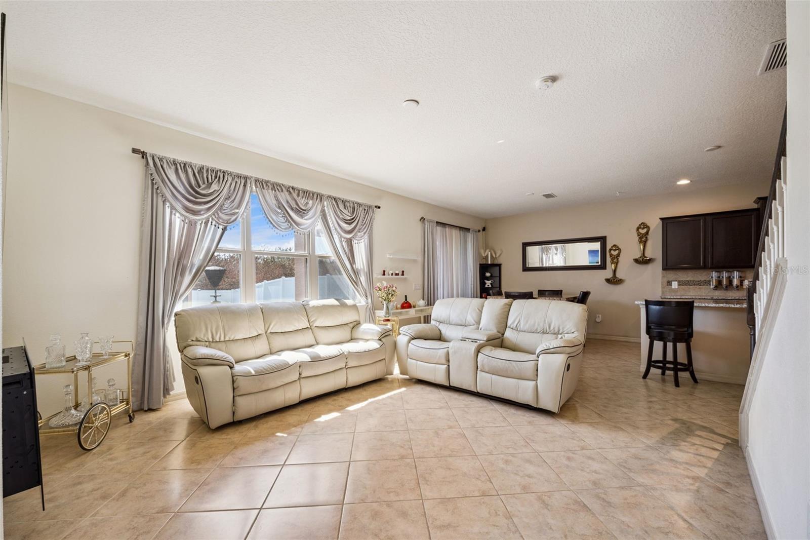 FOUNTAIN PARK - Residential