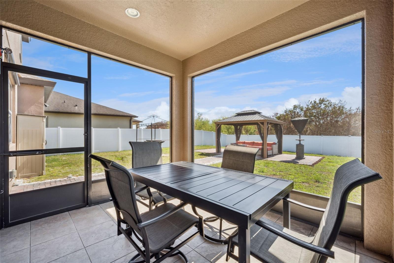 FOUNTAIN PARK - Residential