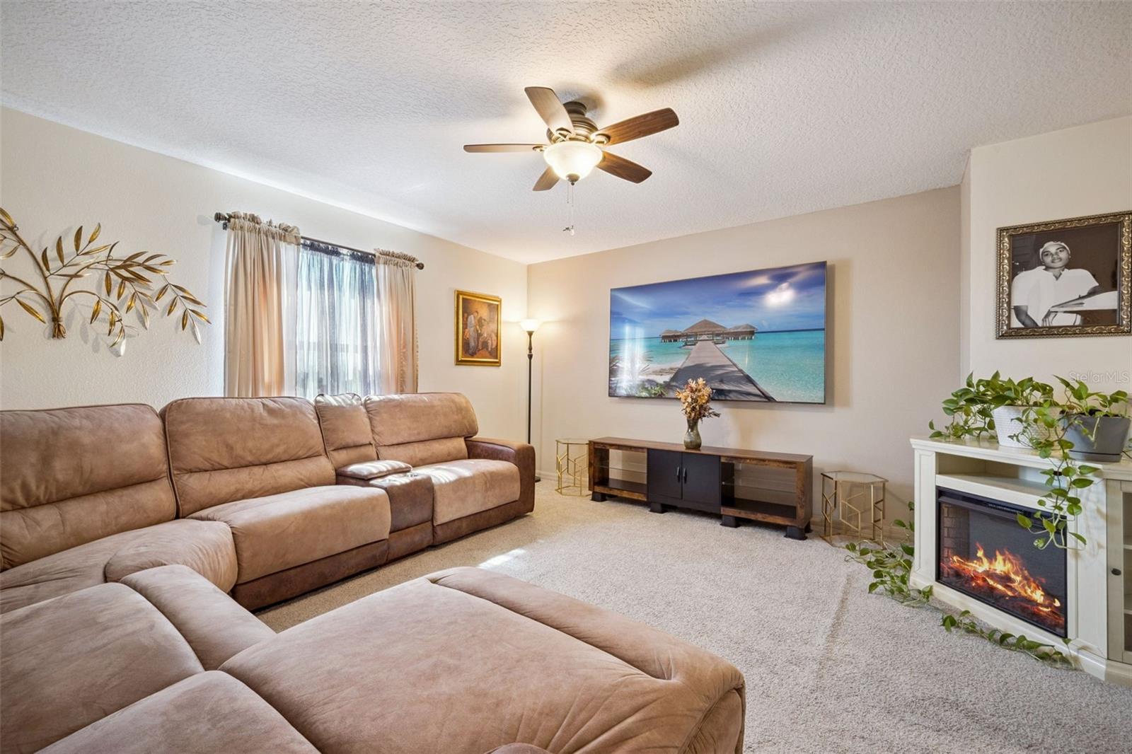 FOUNTAIN PARK - Residential