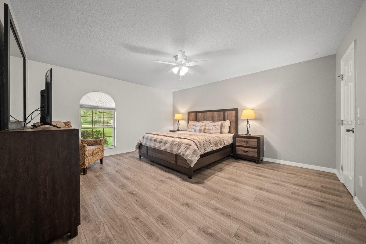 MEADOW WOOD FARMS UN 02 - Residential