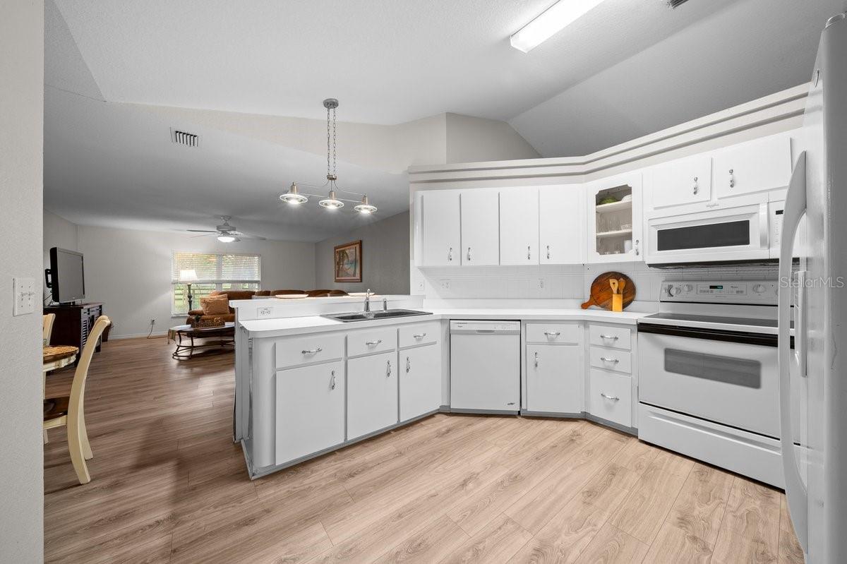 MEADOW WOOD FARMS UN 02 - Residential