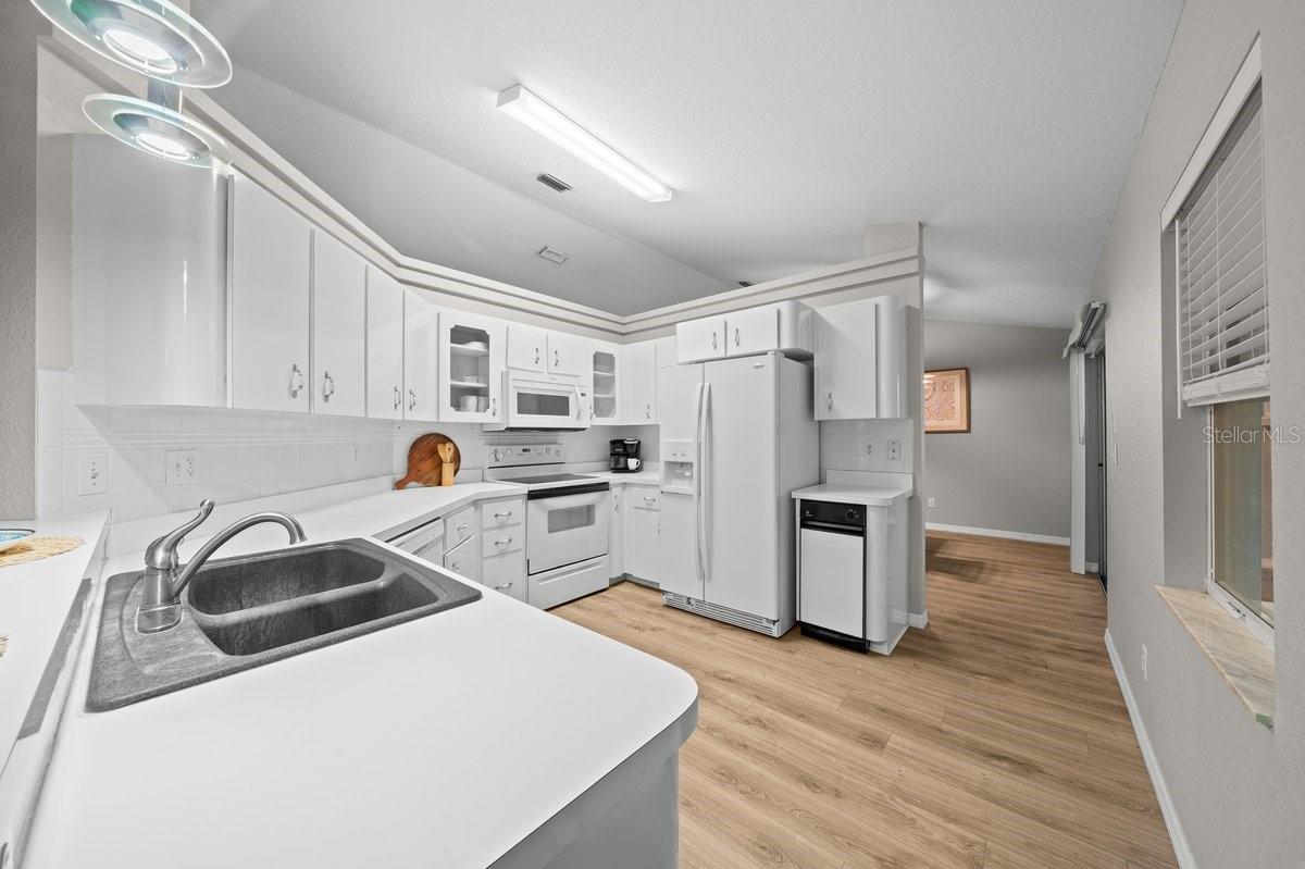 MEADOW WOOD FARMS UN 02 - Residential