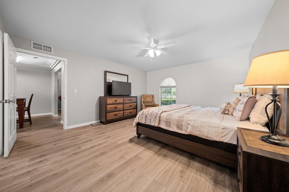 MEADOW WOOD FARMS UN 02 - Residential