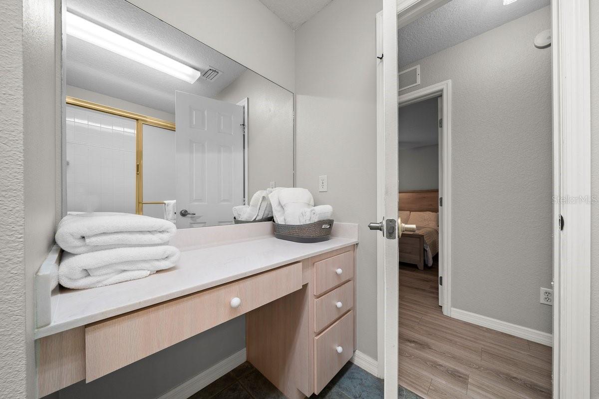 MEADOW WOOD FARMS UN 02 - Residential