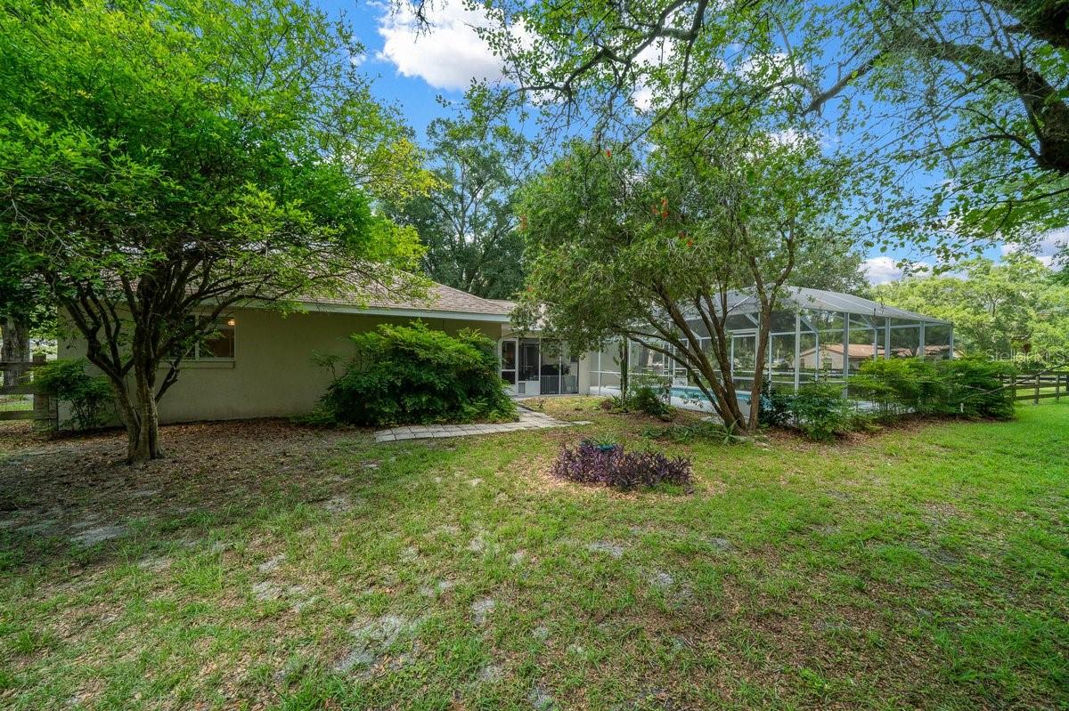MEADOW WOOD FARMS UN 02 - Residential