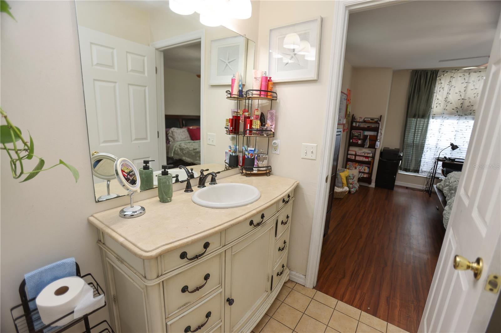 MANOR MAYNOR SUB - Residential