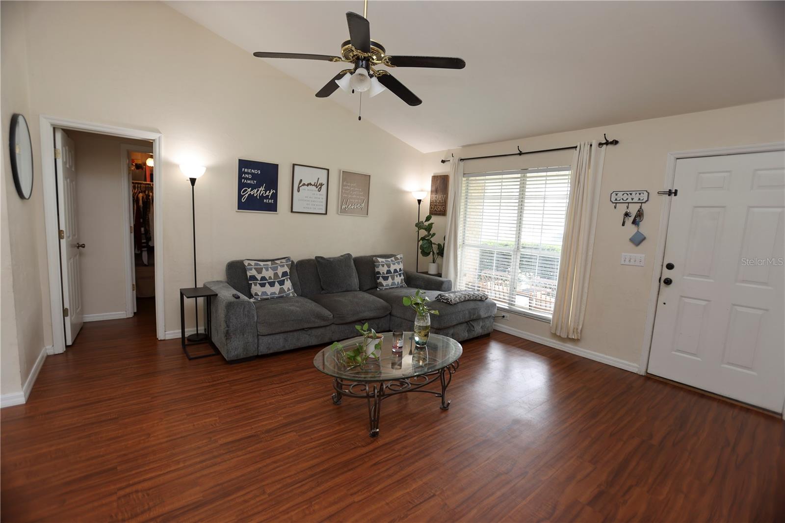 MANOR MAYNOR SUB - Residential