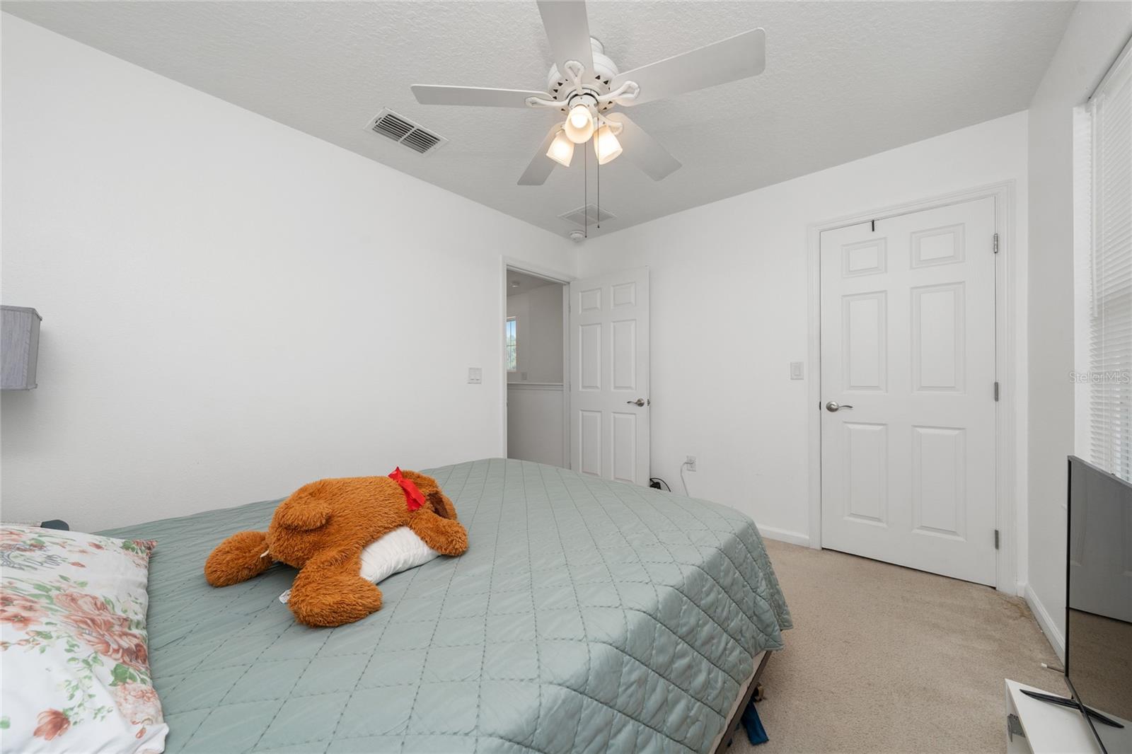 HOLLYGROVE VILLAGE - Residential
