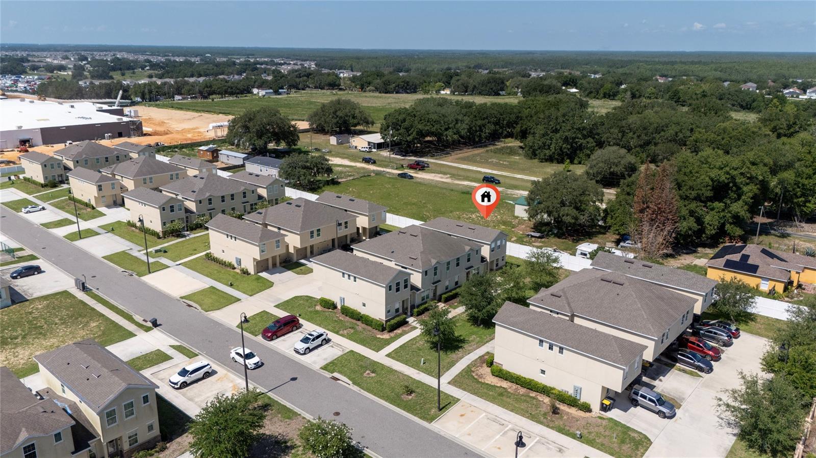 HOLLYGROVE VILLAGE - Residential