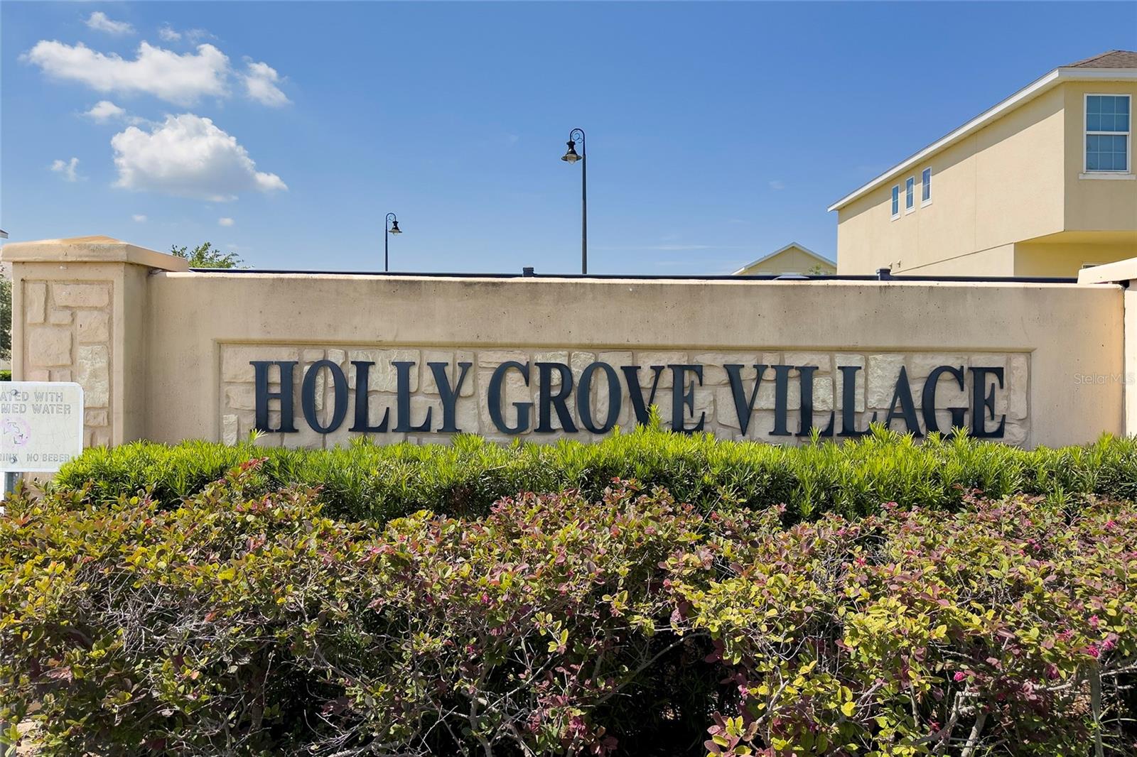 HOLLYGROVE VILLAGE - Residential