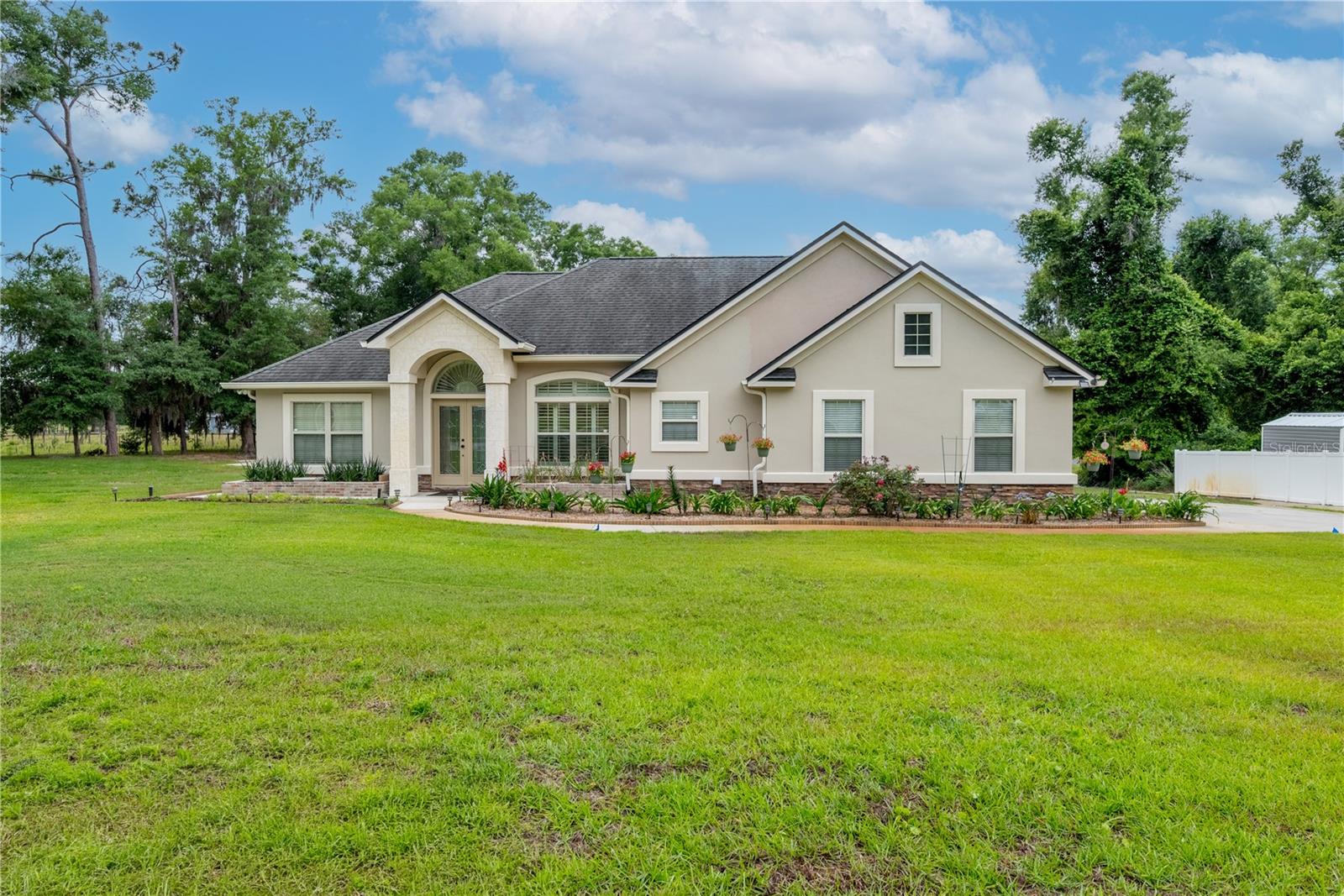 EMERALD COVE SUB PH 2 - Residential