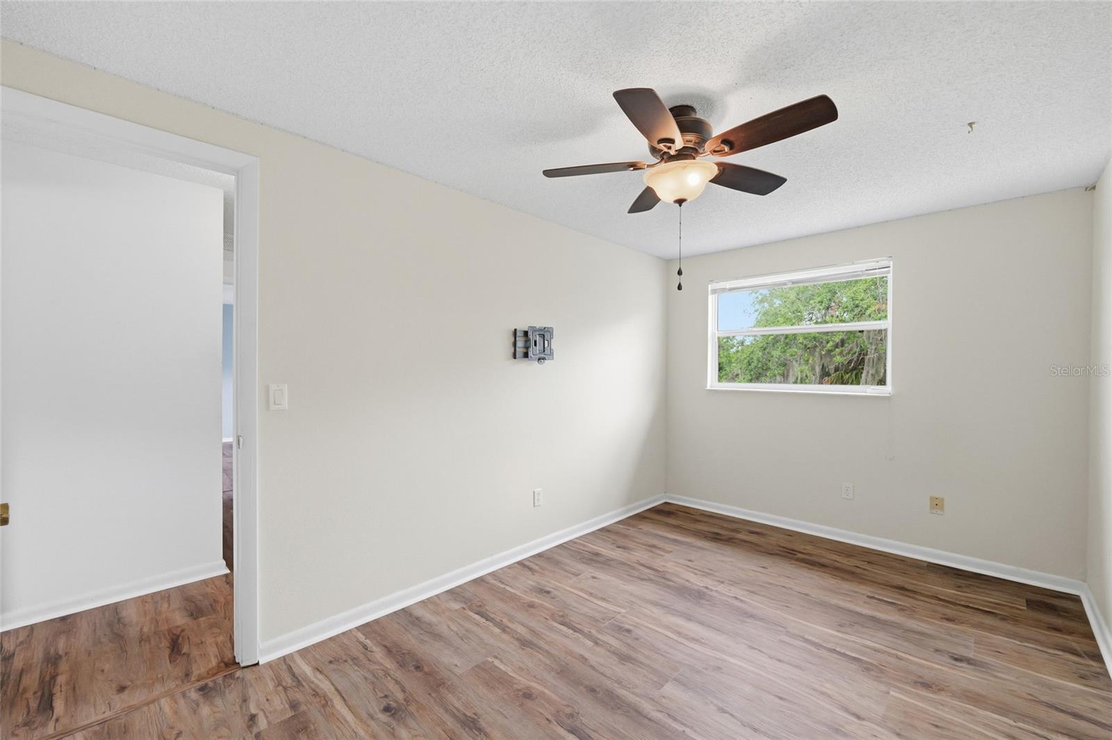 FOUR WINDS ESTATES UNIT 3 - Residential