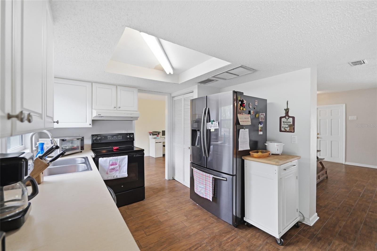 FOUR WINDS ESTATES UNIT 3 - Residential