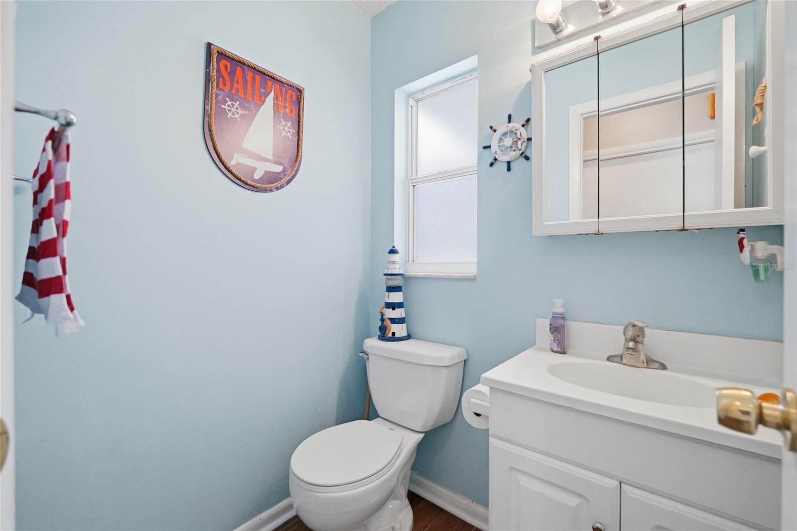 FOUR WINDS ESTATES UNIT 3 - Residential