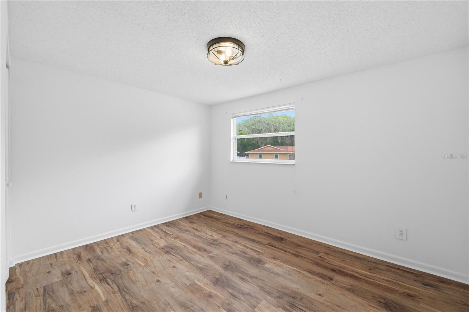 FOUR WINDS ESTATES UNIT 3 - Residential