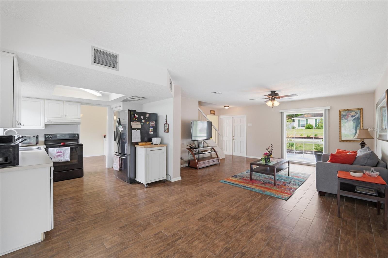 FOUR WINDS ESTATES UNIT 3 - Residential