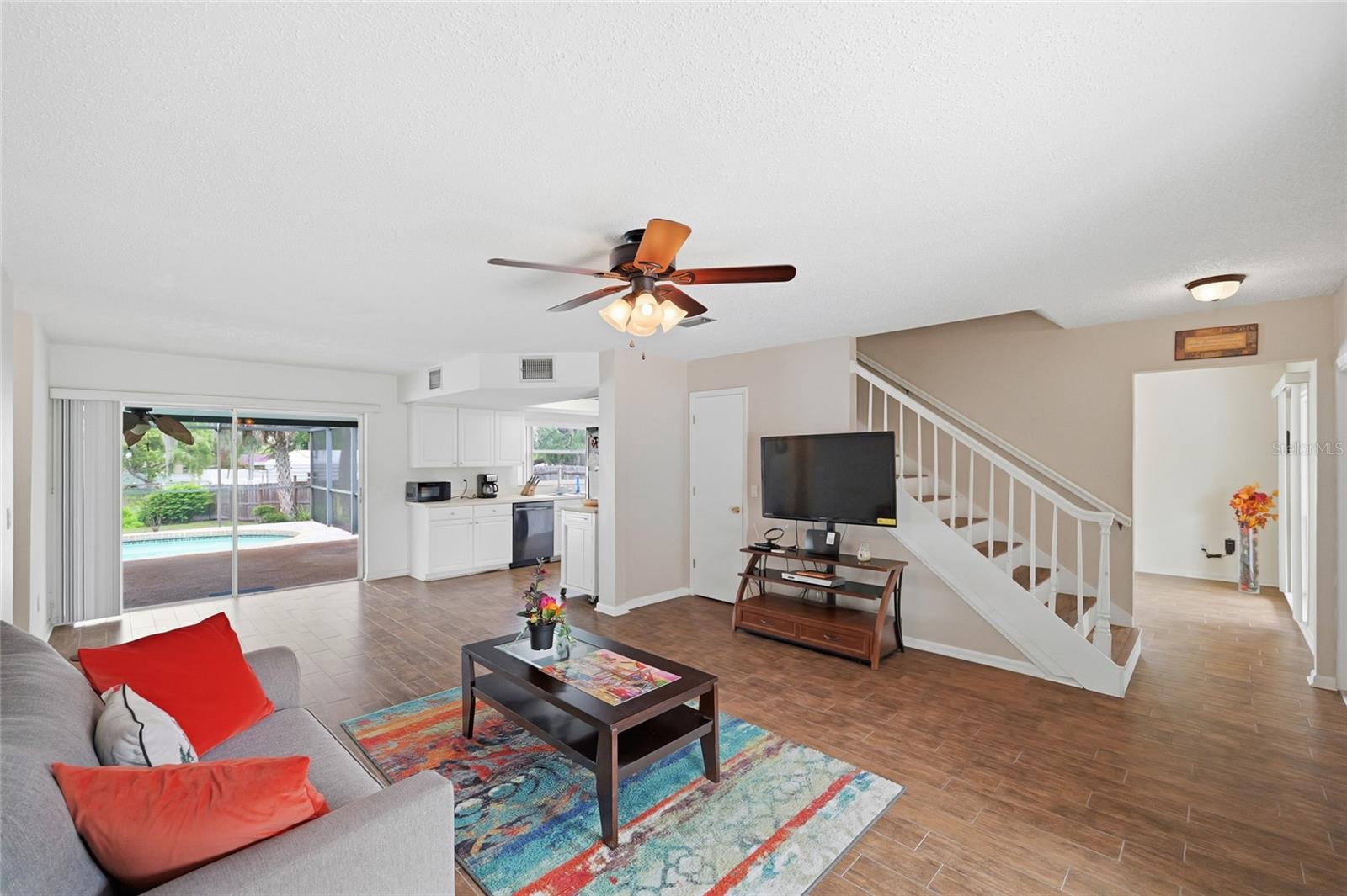 FOUR WINDS ESTATES UNIT 3 - Residential