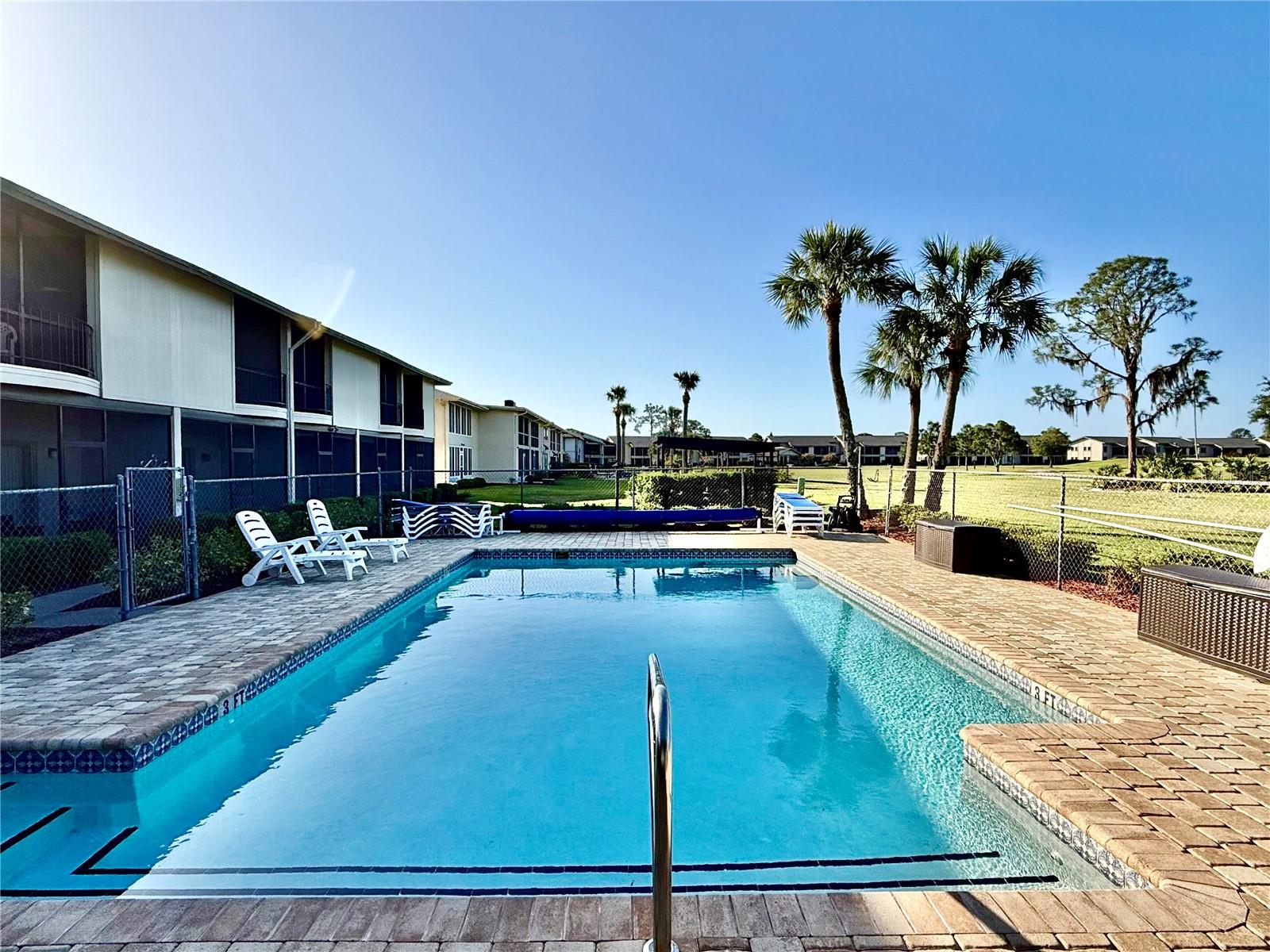 GREENBRIAR VILLAS CONDO - Residential
