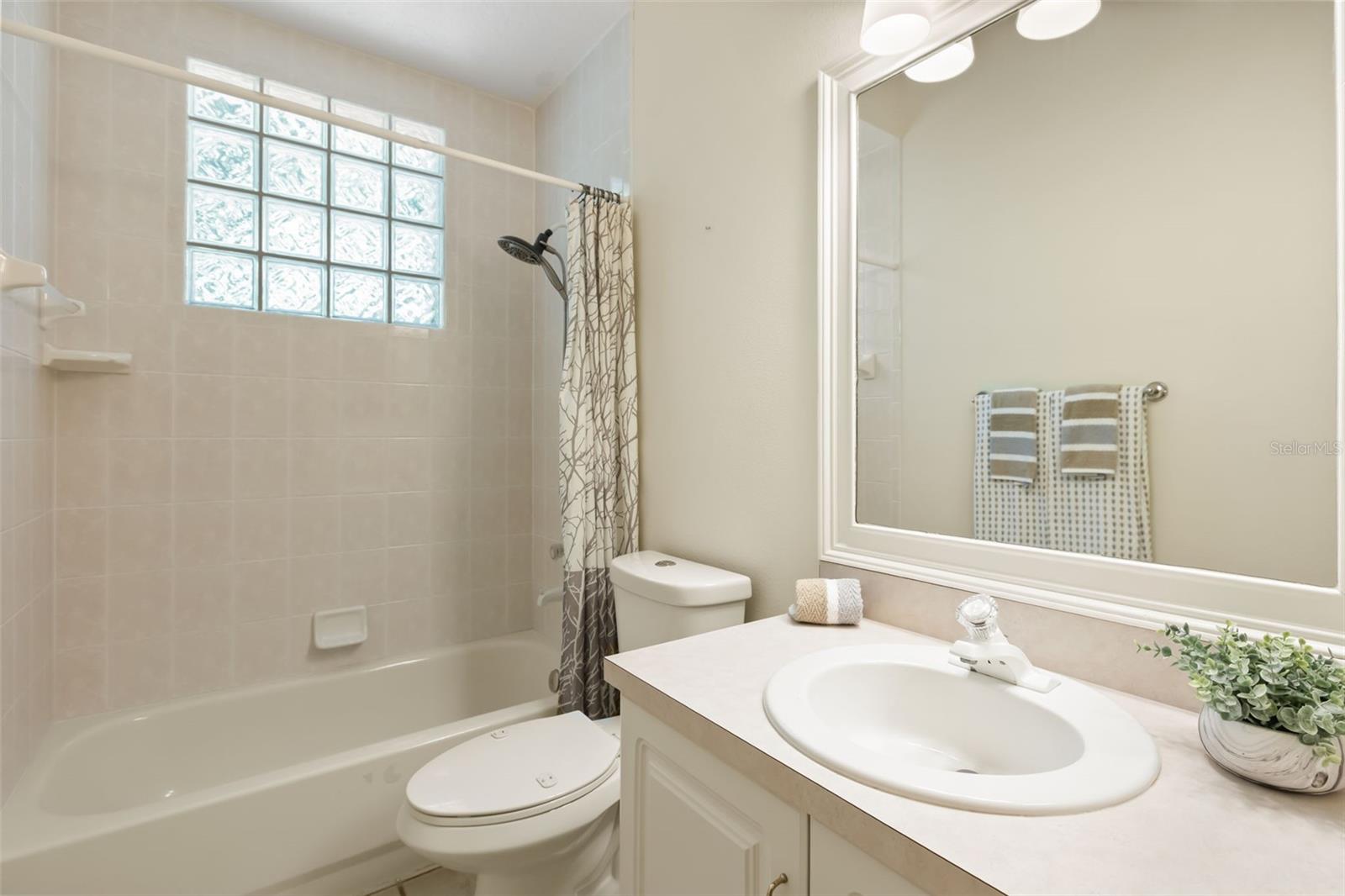 RESERVE AT TUSCAWILLA PH 1 THE - Residential