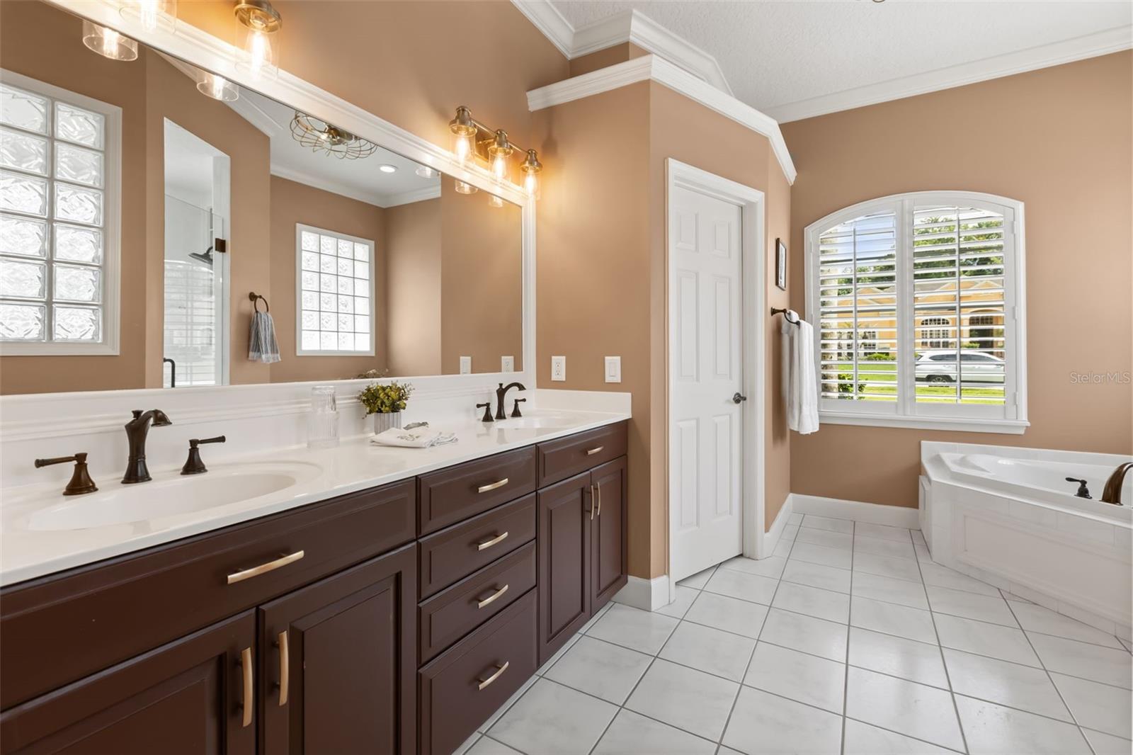 RESERVE AT TUSCAWILLA PH 1 THE - Residential