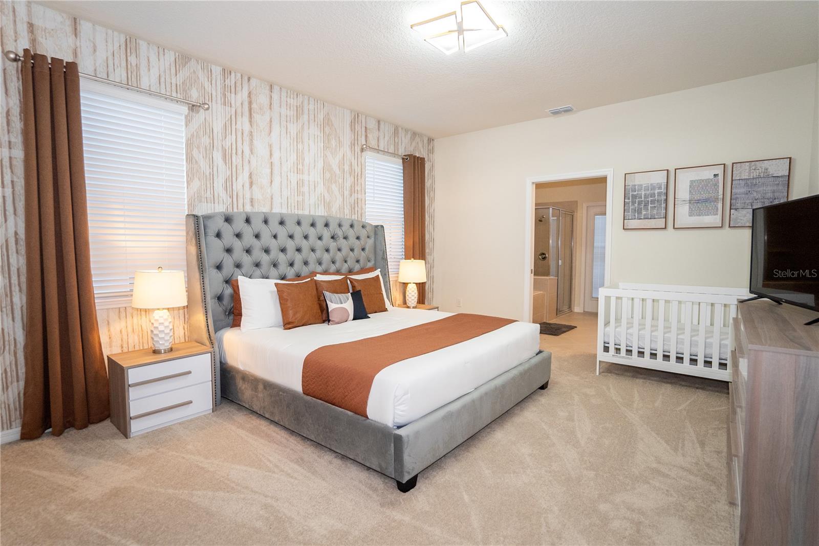 WINDSOR CAY - Residential