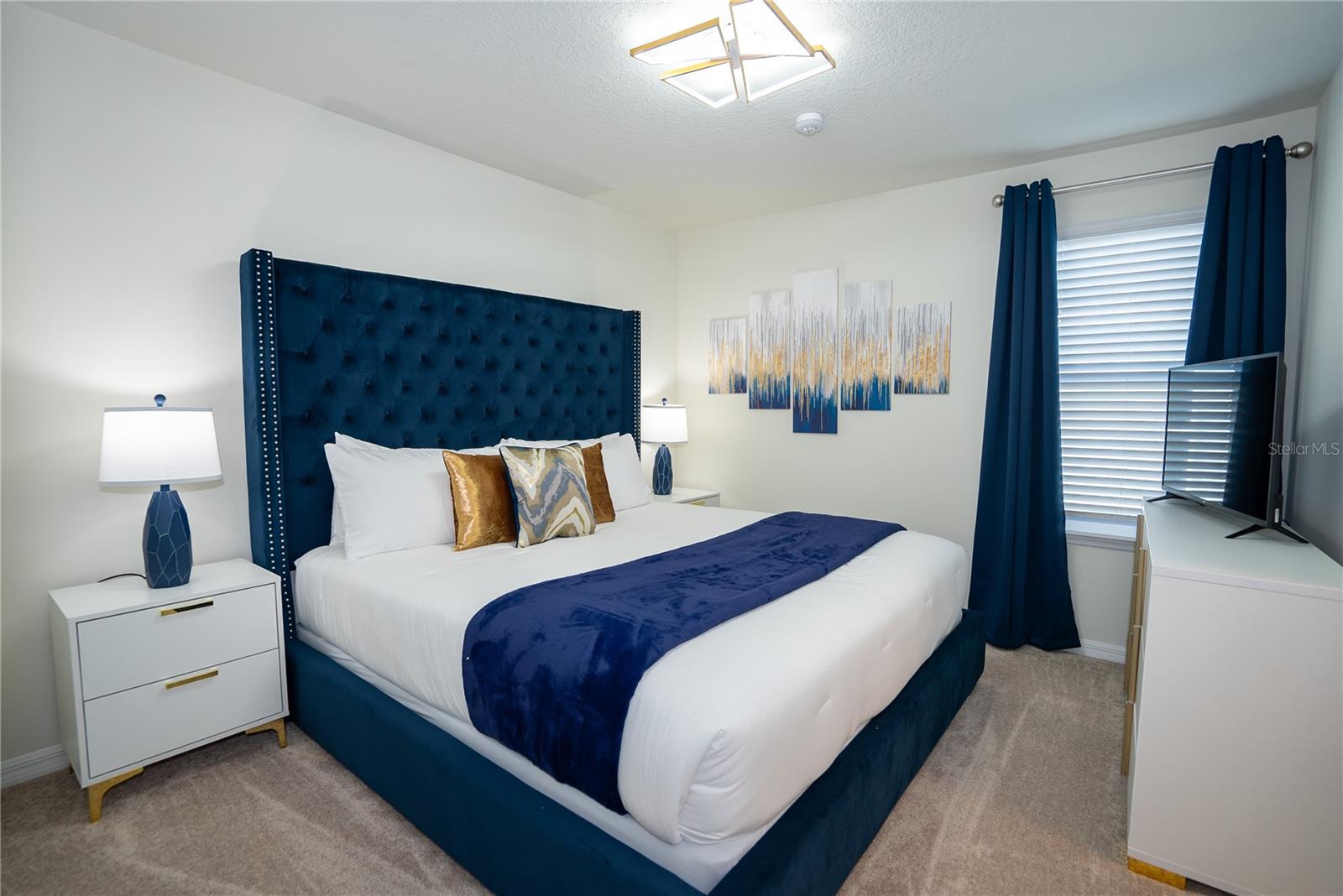 WINDSOR CAY - Residential
