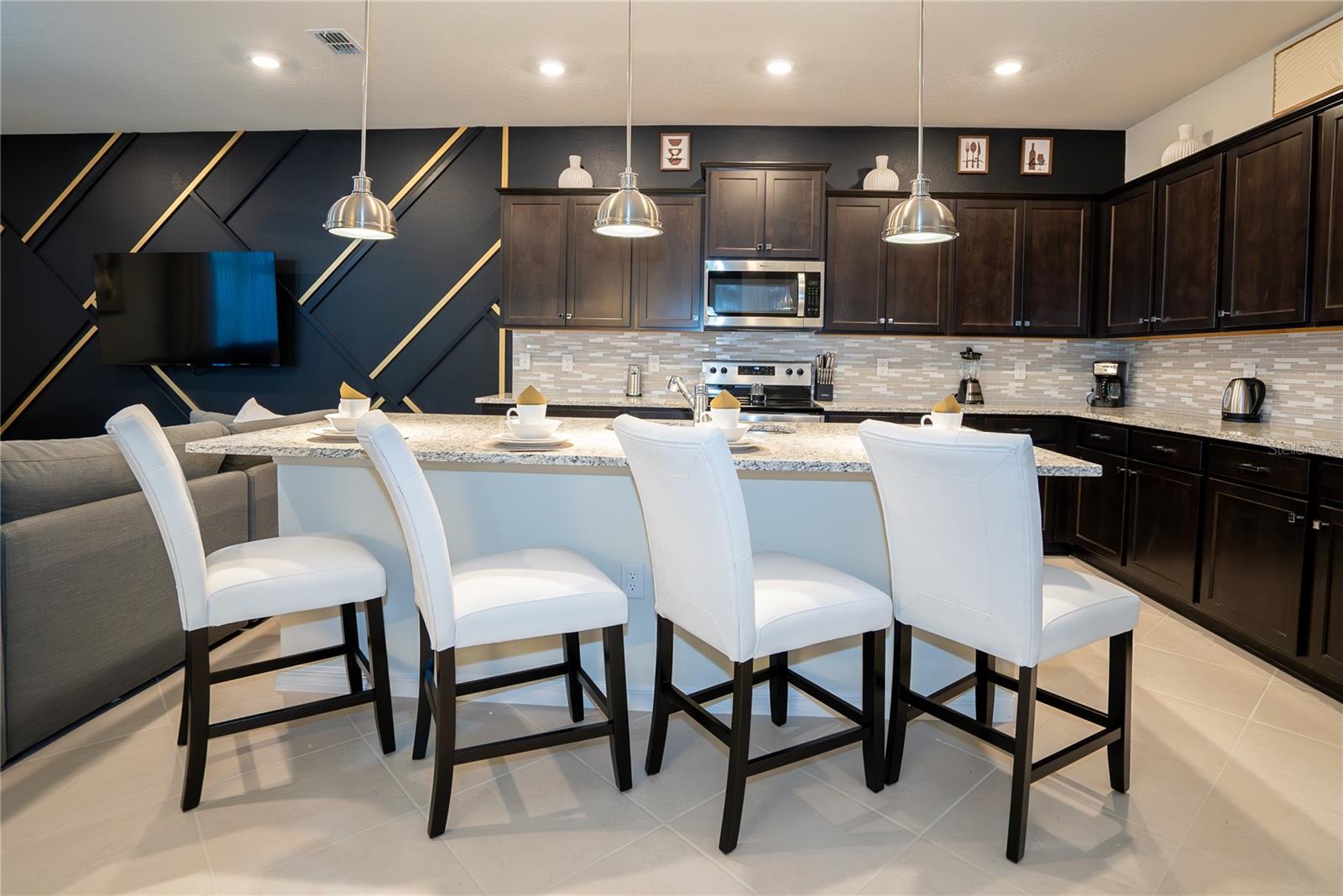 WINDSOR CAY - Residential