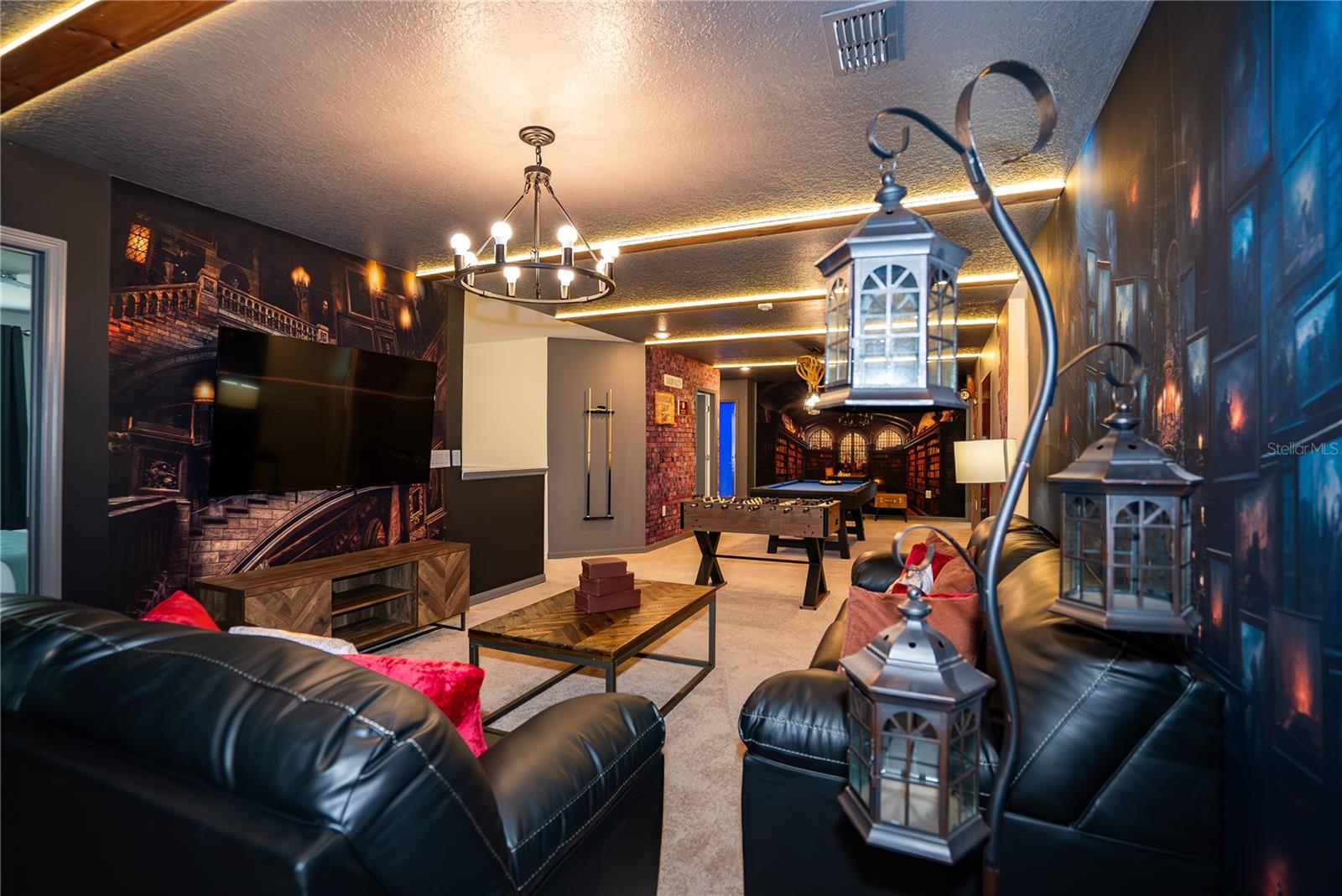 WINDSOR CAY - Residential
