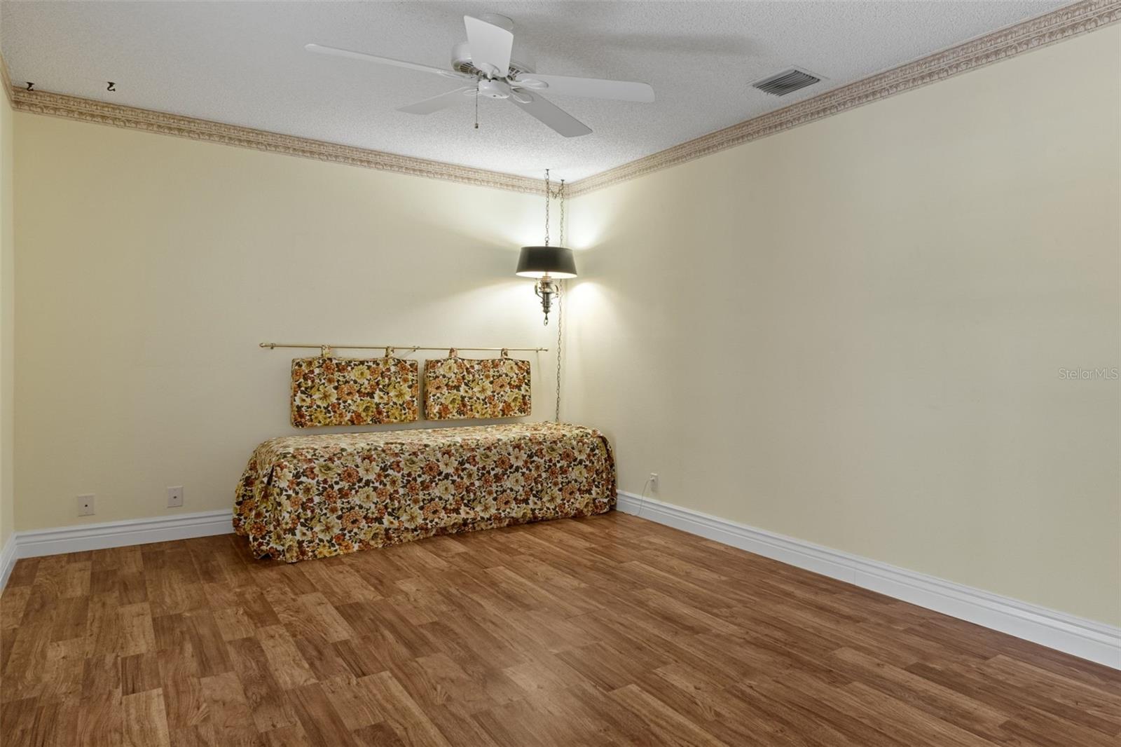 TIMBER PINES - Residential