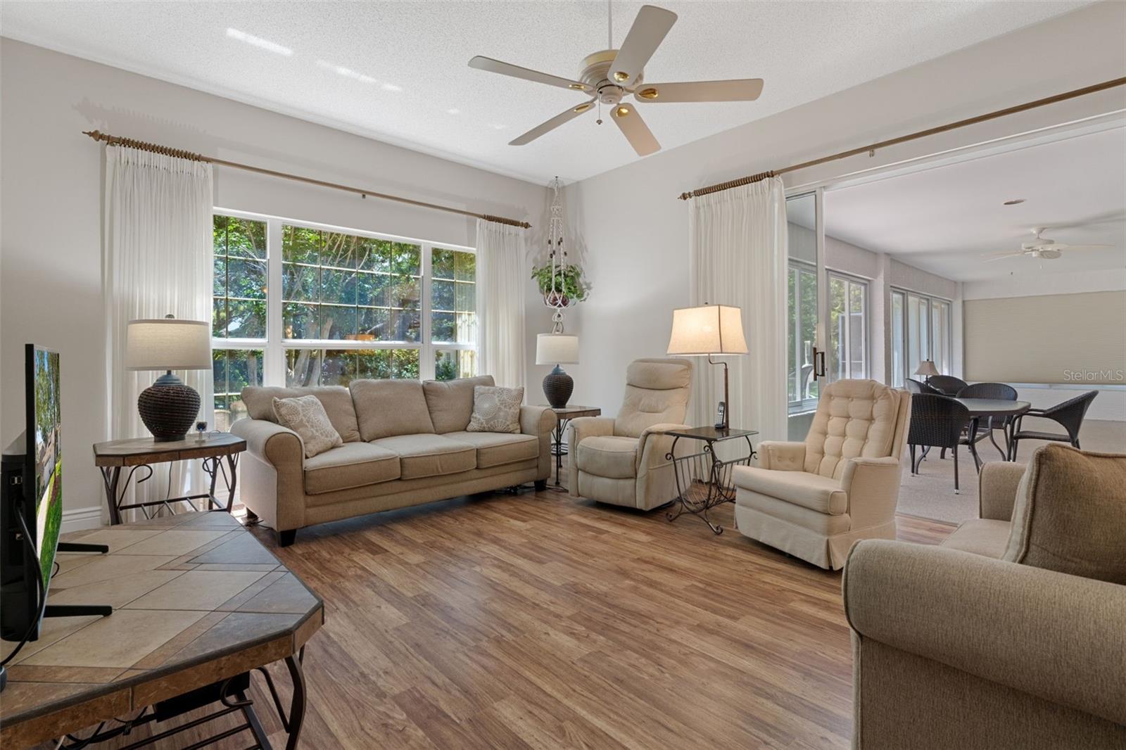 TIMBER PINES - Residential
