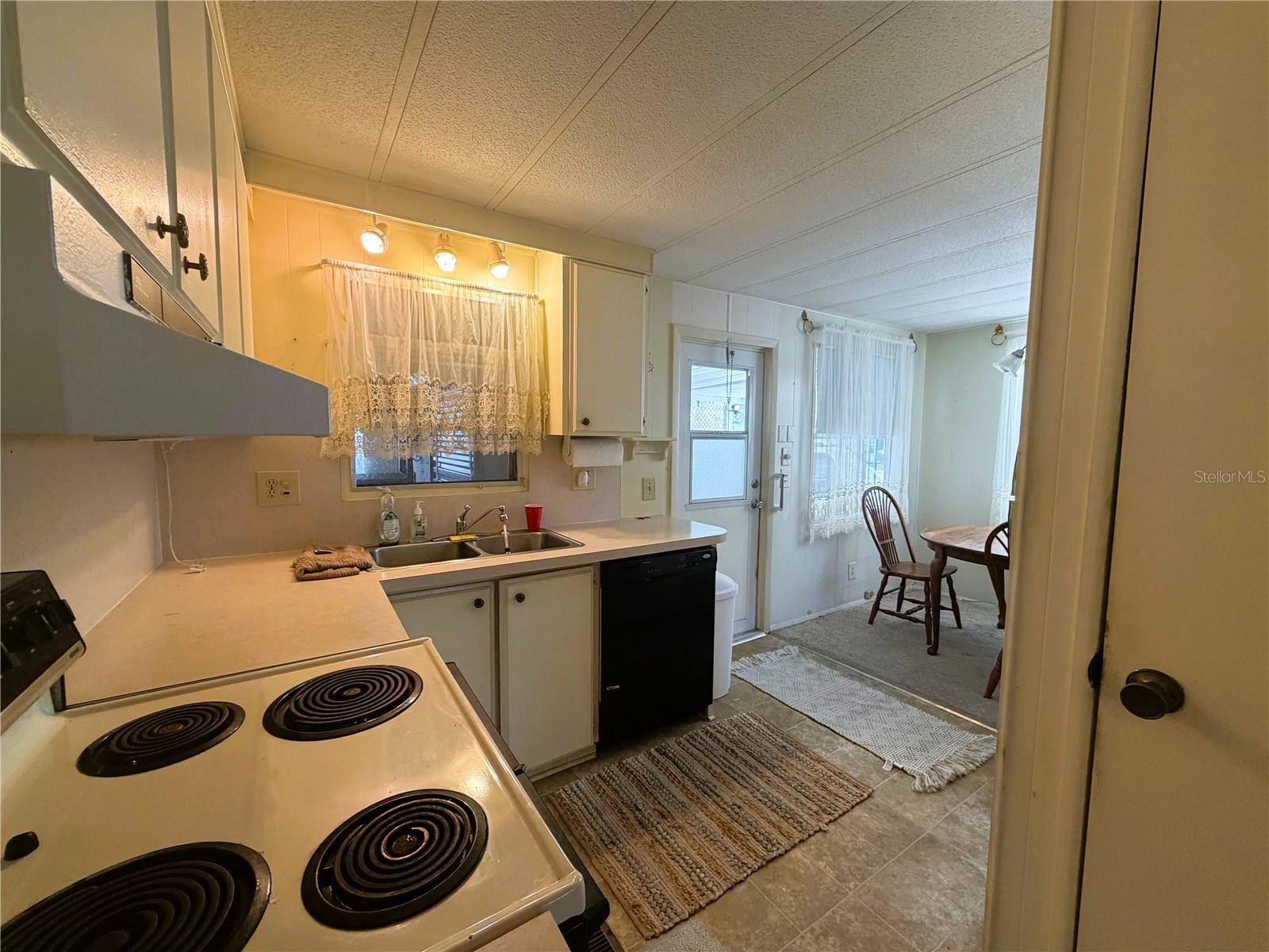 HAWTHORNE AT LEESBURG A COOP - Residential