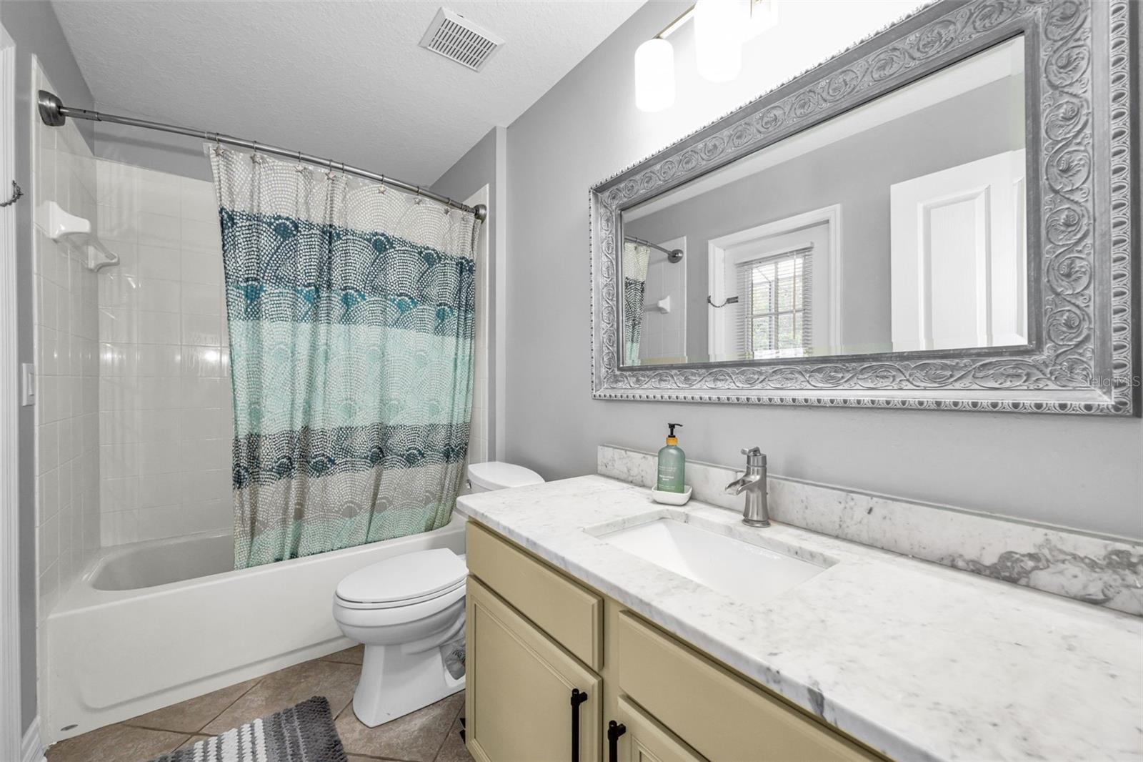 IVY LAKE ESTATES - Residential
