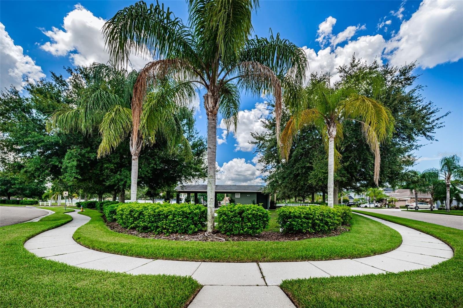 IVY LAKE ESTATES - Residential