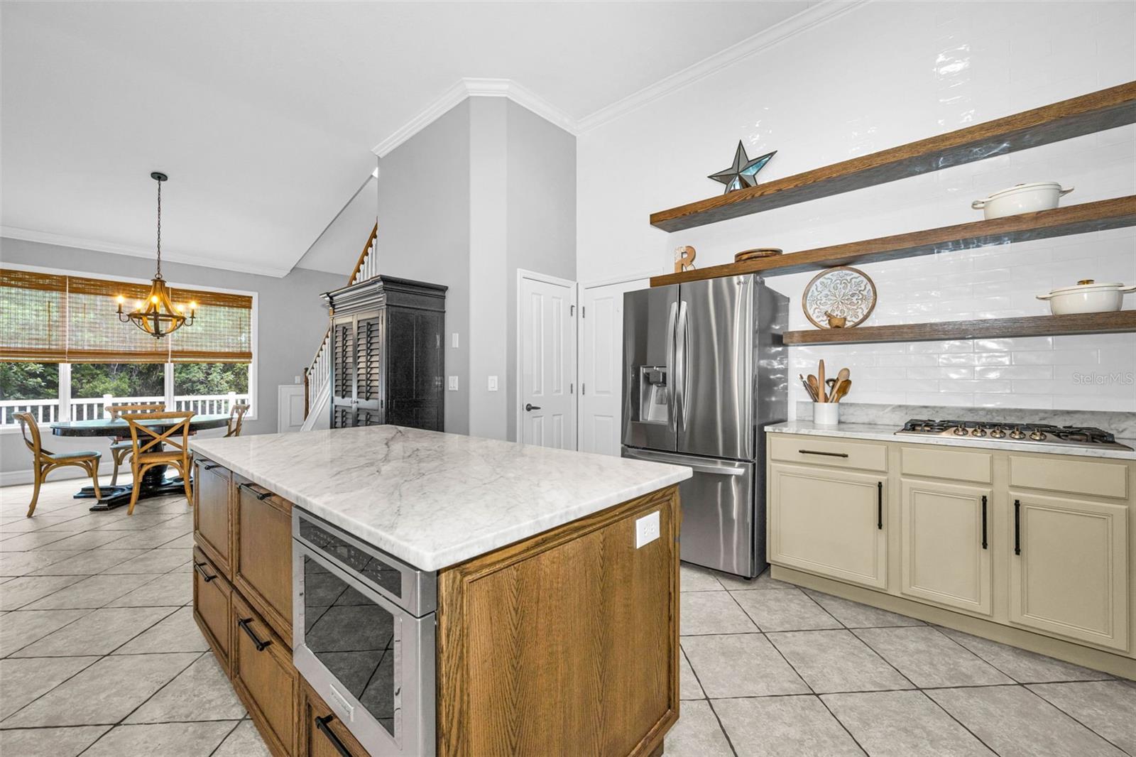 IVY LAKE ESTATES - Residential