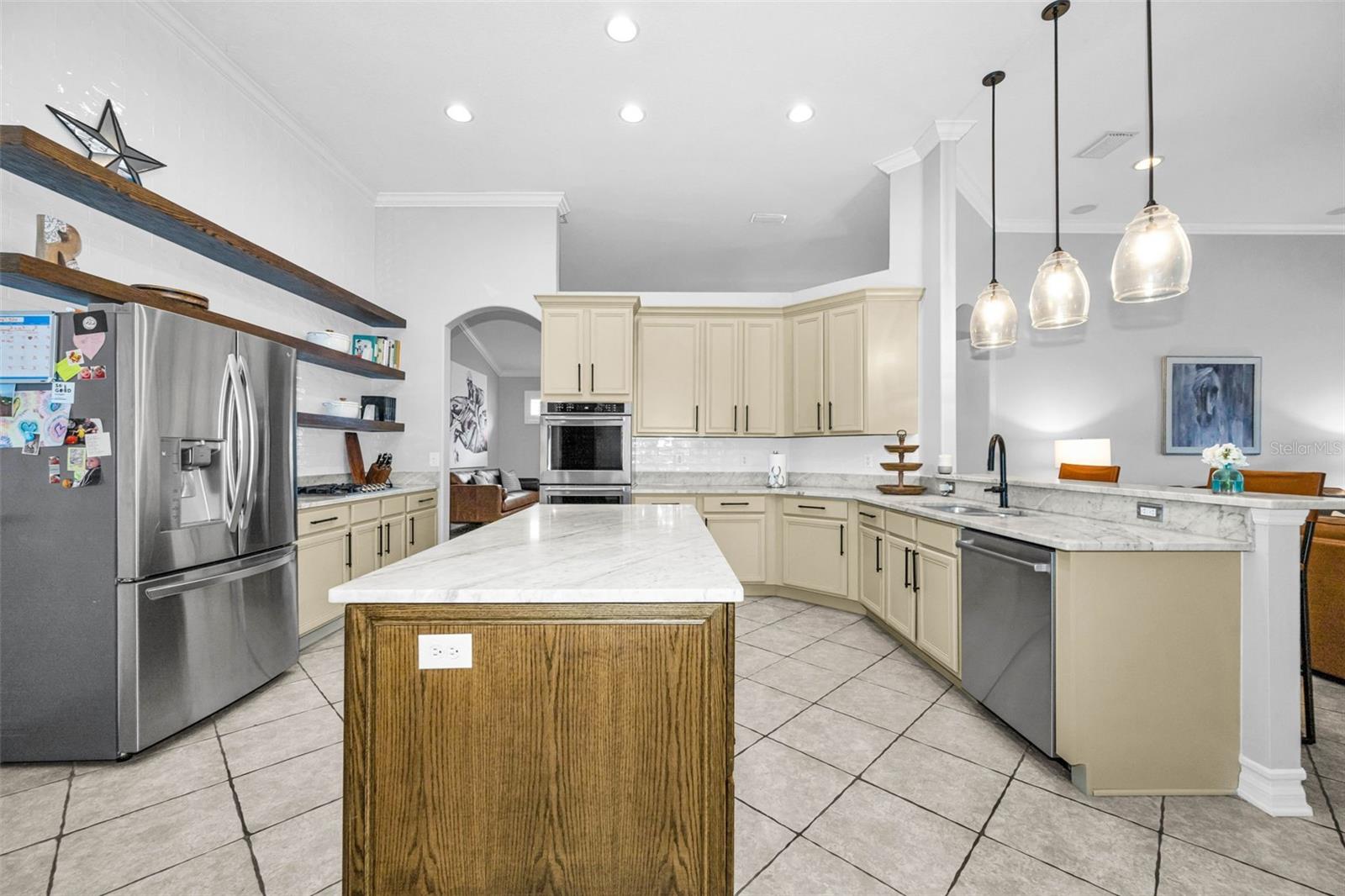 IVY LAKE ESTATES - Residential