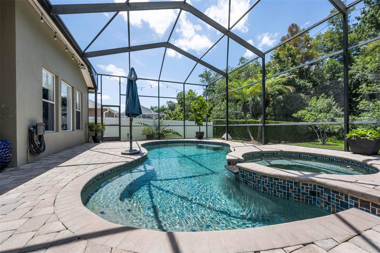 IVY LAKE ESTATES - Residential