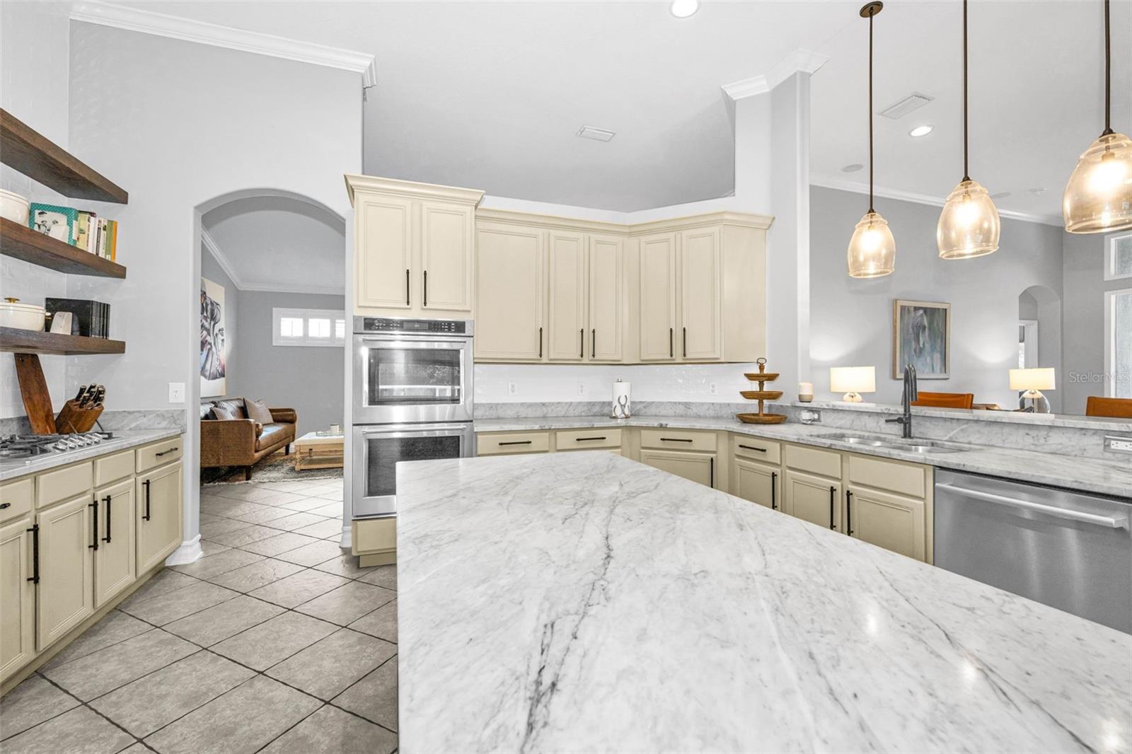 IVY LAKE ESTATES - Residential