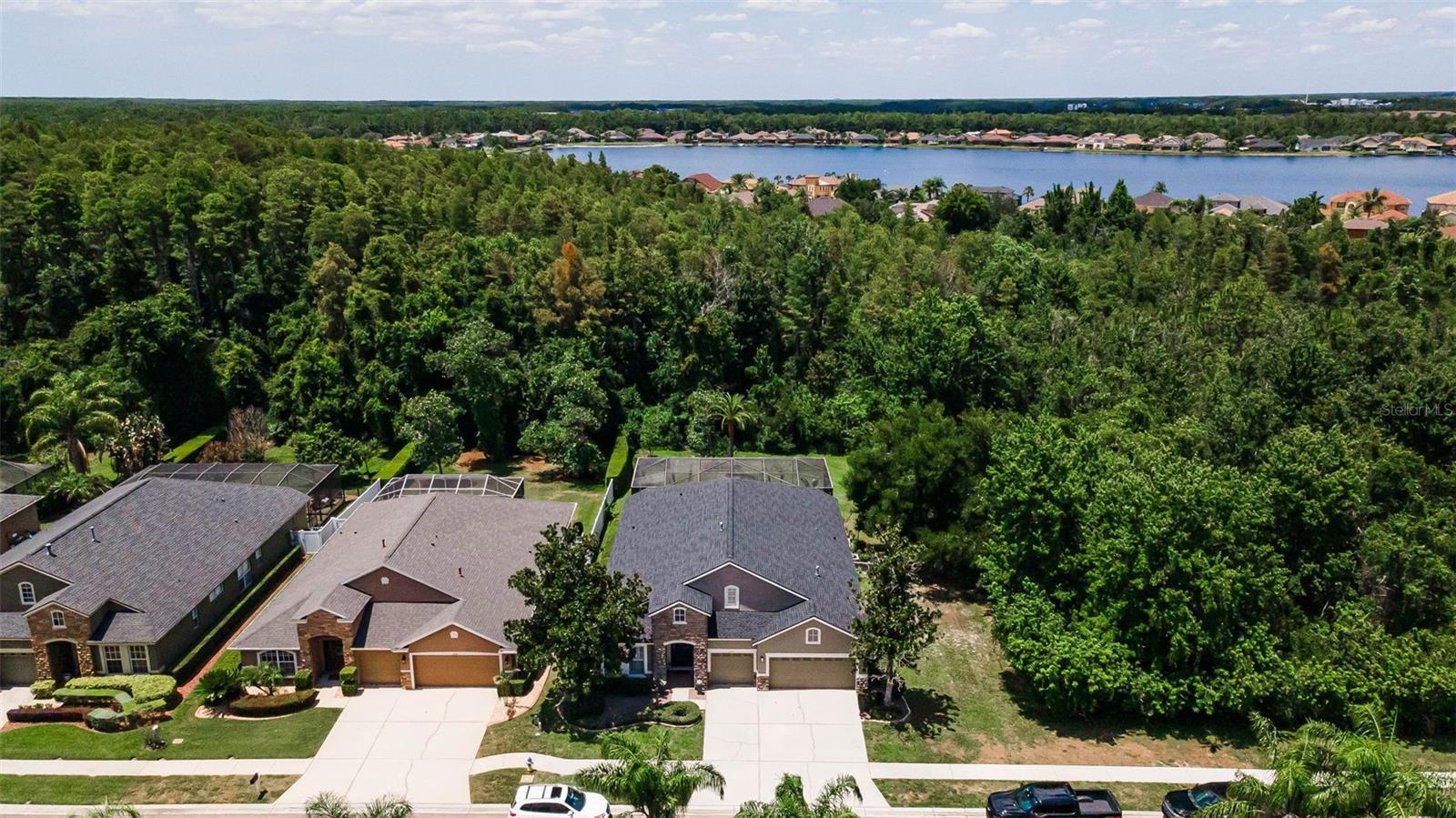 IVY LAKE ESTATES - Residential