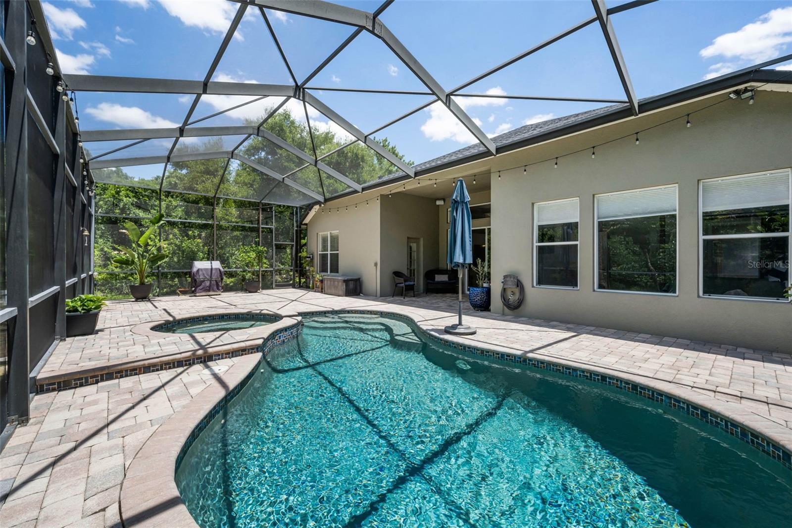 IVY LAKE ESTATES - Residential